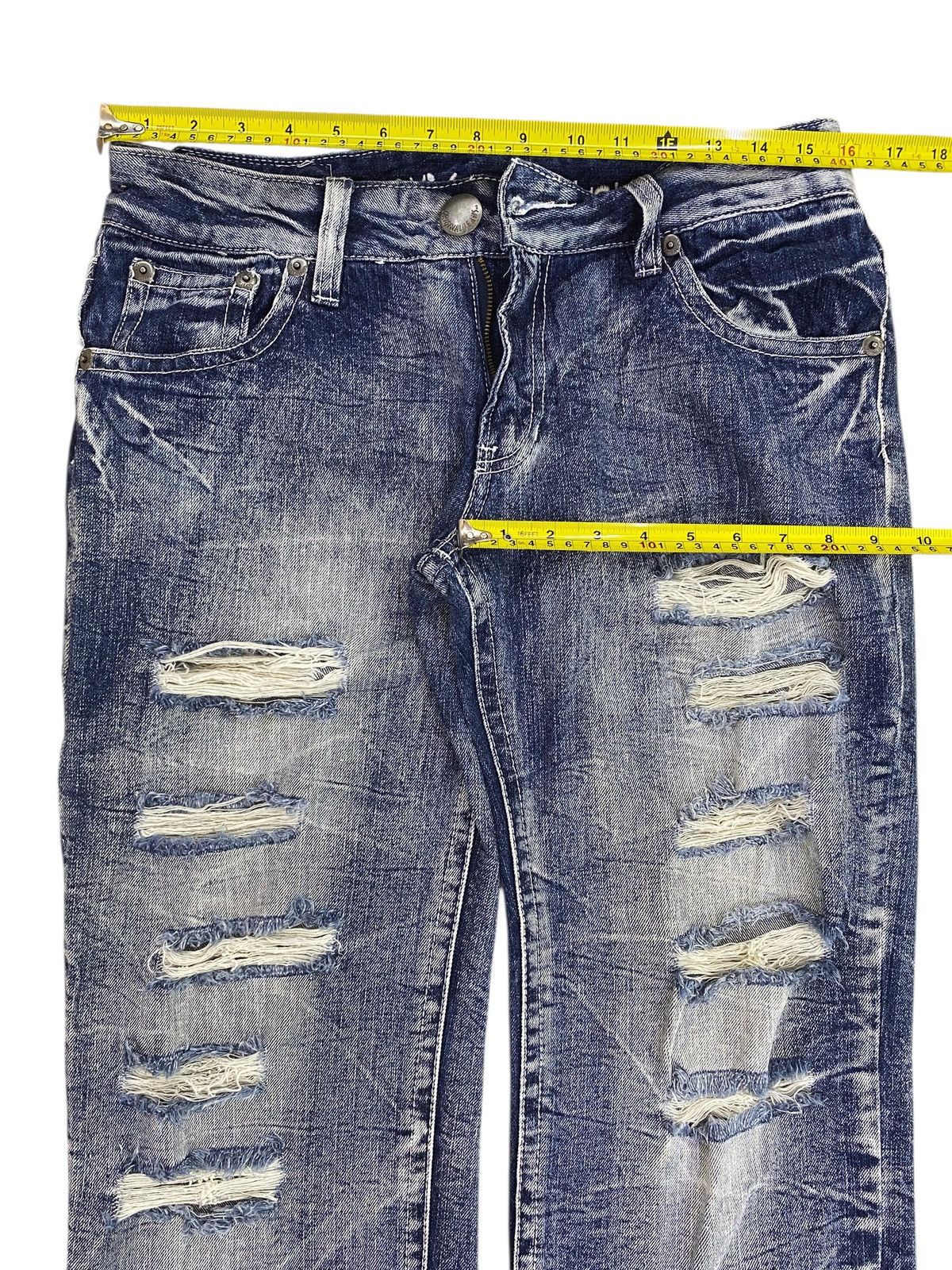 Japanese Brand Japanese Brand Thunder Faded Wash Style Distressed Jeans Size US 32 / EU 48 - 5 Thumbnail