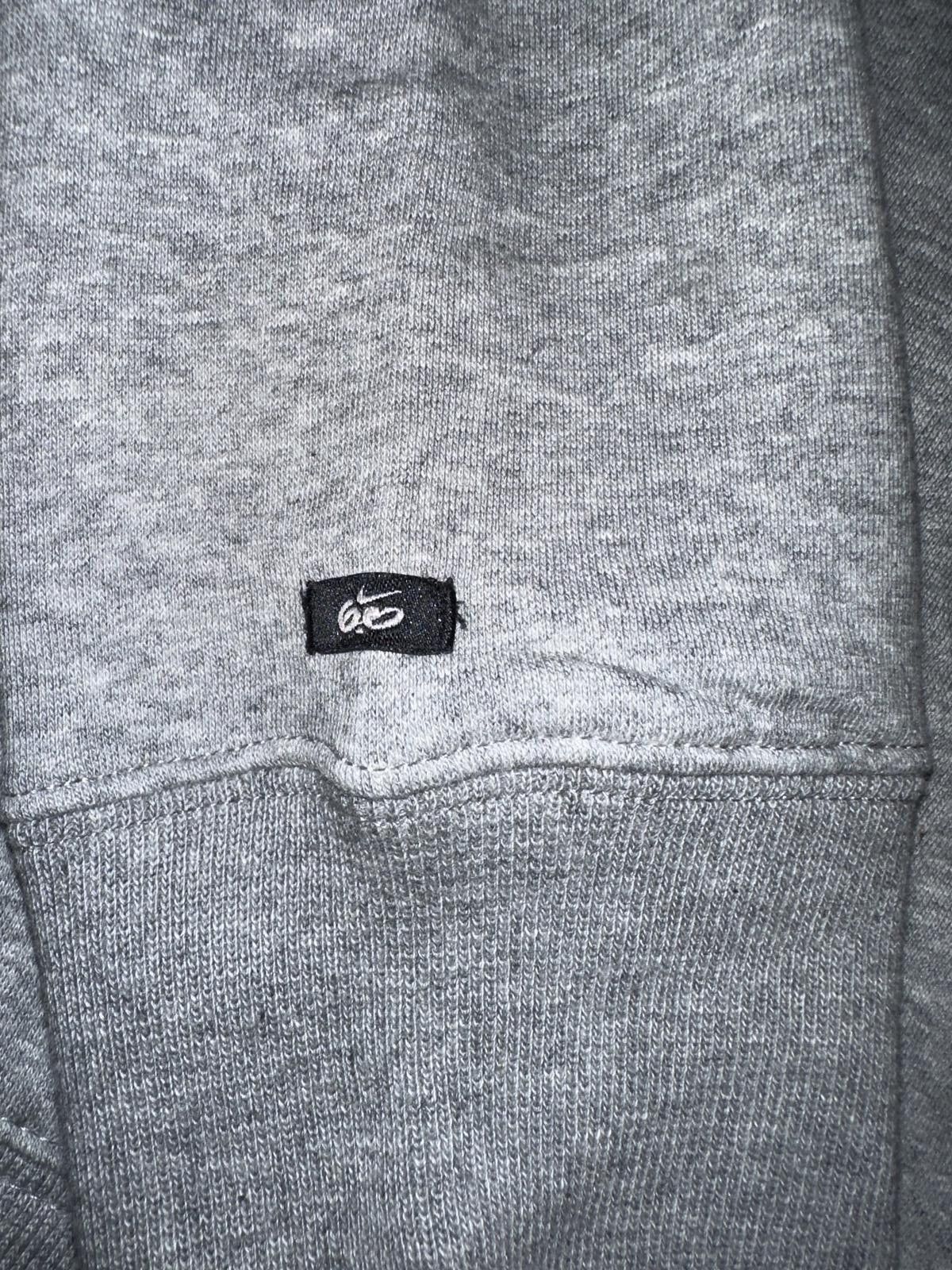 Nike Nike Men’s SB Dunk Sixo 6.0 Crew Sweater Sample Size US M / EU 48-50 / 2 - 4 Thumbnail