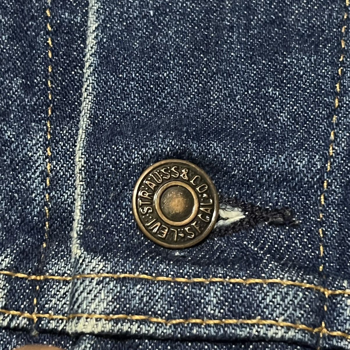 Levi's Vintage Levis Distressed Denim Jacket Size US M / EU 48-50 / 2 - 6 Thumbnail