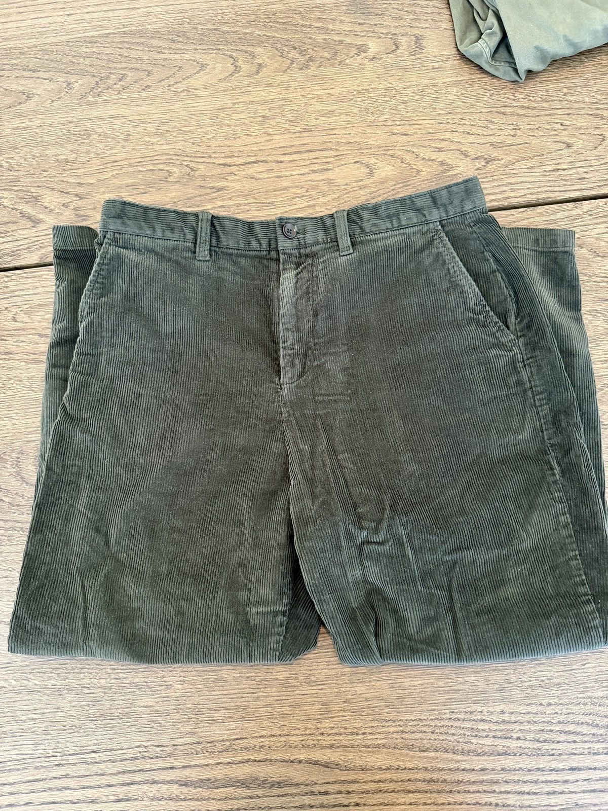 Gap Gap Corduroy Loose Pants. Size US 34 / EU 50 - 2 Thumbnail