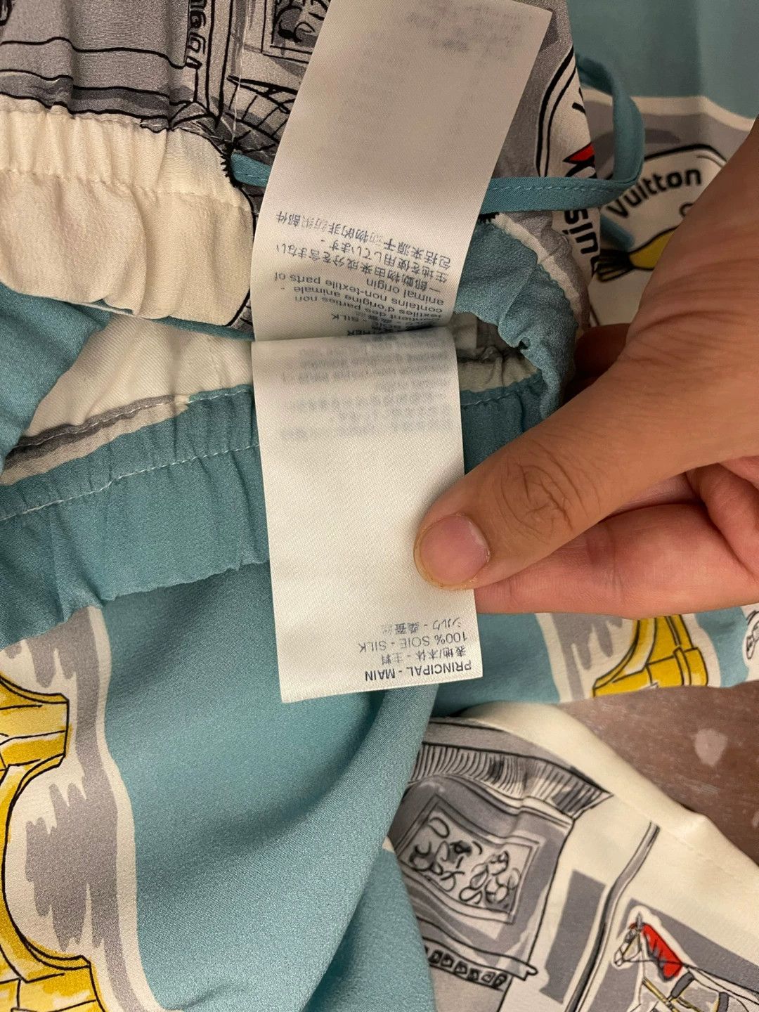 Louis Vuitton LV Runway Silk Pants (Limited) Like New, Wash Tag Faded Size 30" / US 8 / IT 44 - 6 Thumbnail