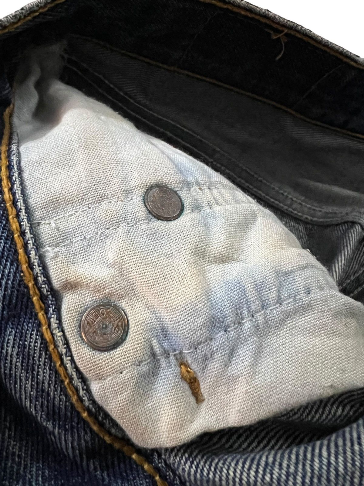 Levi's Vintage 90’s Levi’s 501 Distress Ripped Jean#kurt corbain Size US 30 / EU 46 - 13 Thumbnail