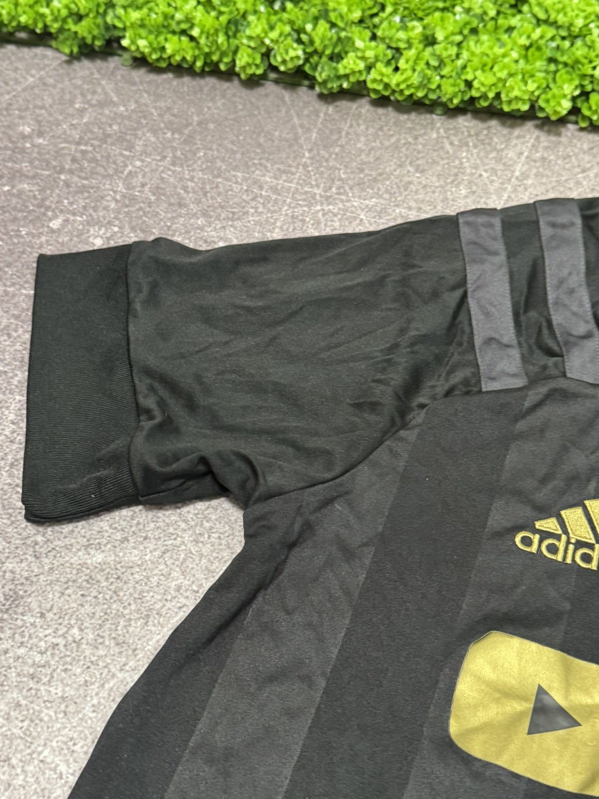 Adidas AUTHENTIC ADIDAS LOS ANGELES GALAXY 2021 SOCCER JERSEY M Size US M / EU 48-50 / 2 - 9 Thumbnail