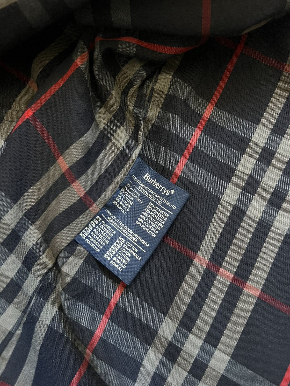 Burberry Very Rare Mans Trench Coat Barberry Size XL Hype Vintage Size US XL / EU 56 / 4 - 16 Thumbnail