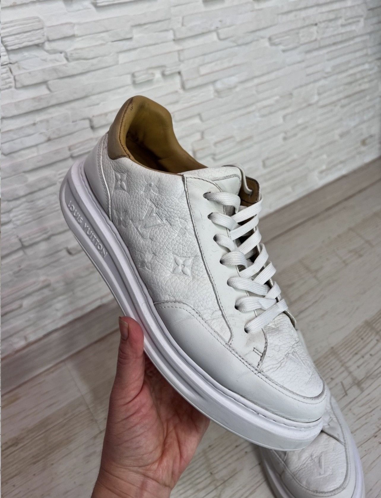 Louis Vuitton Louis Vuitton Beverly Hills White Leather Sneakers Size UK 7 Size US 8 / EU 41 - 5 Thumbnail