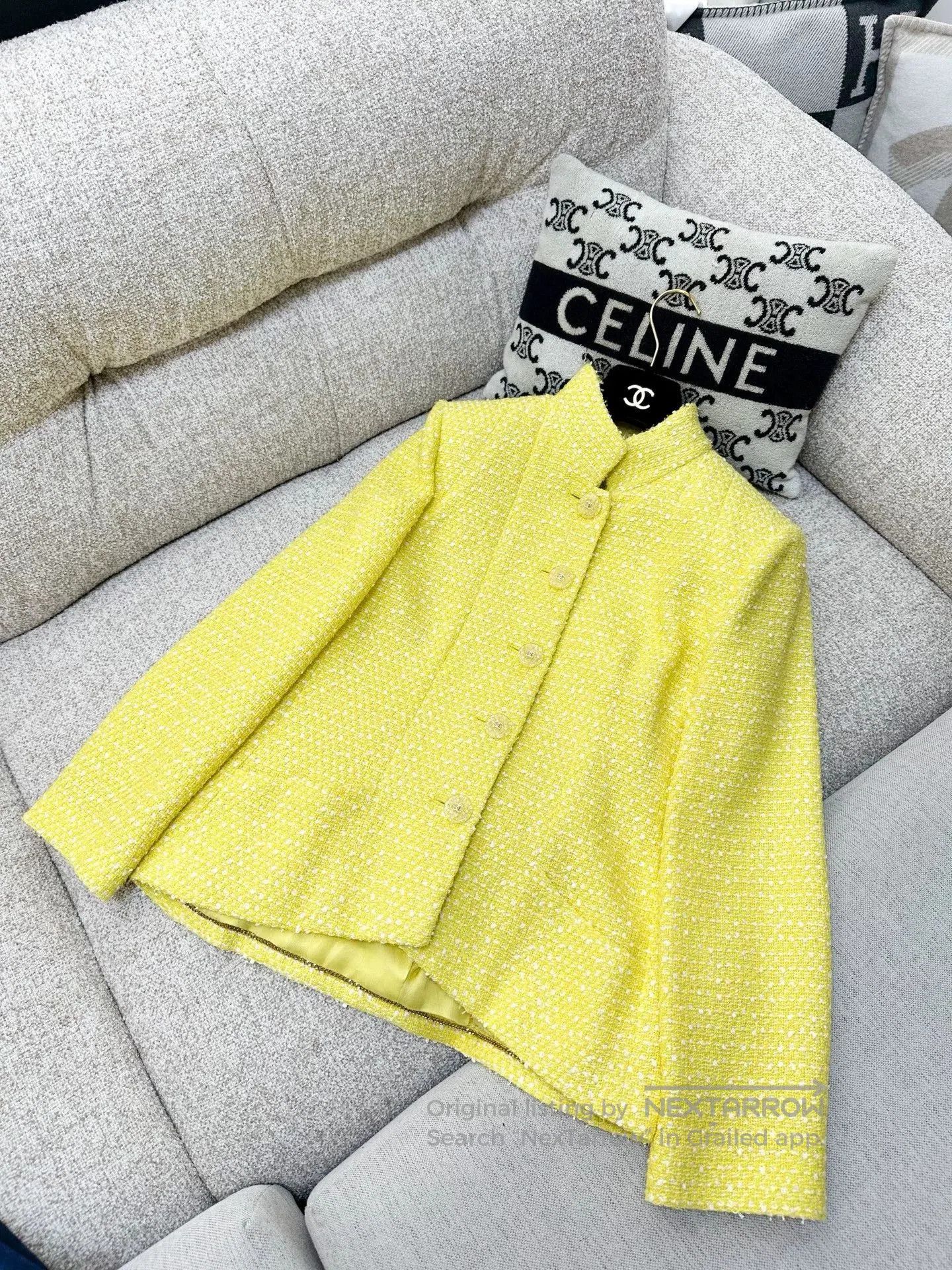 Chanel Chanel 19S Yellow Tweed Jacket. Size US S / EU 44-46 / 1 - 2 Thumbnail