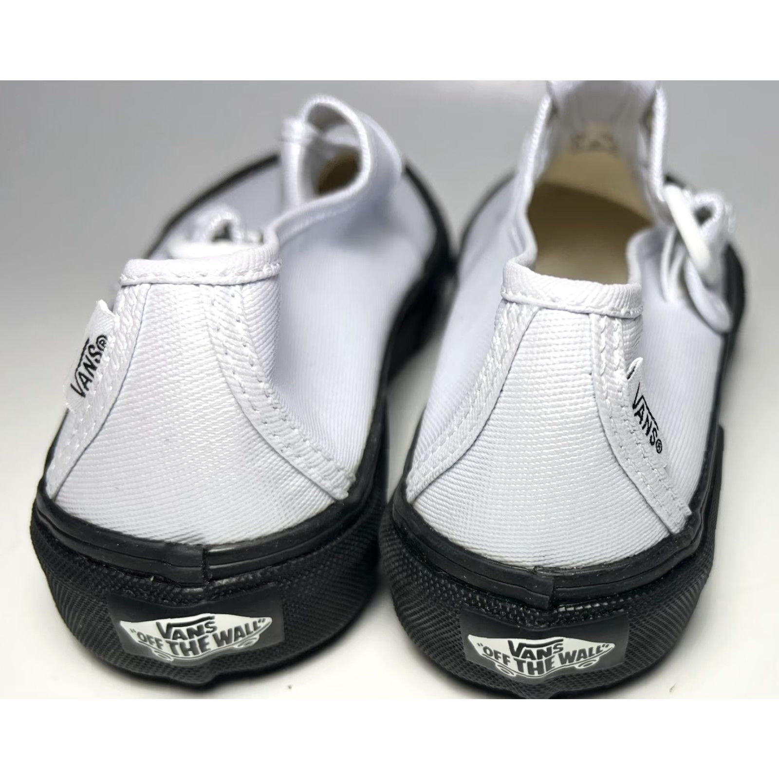 Vans VANS Style 93 Shoes Metallic Canvas White Women 5.5 4" Size M / US 6-8 / IT 42-44 - 7 Thumbnail