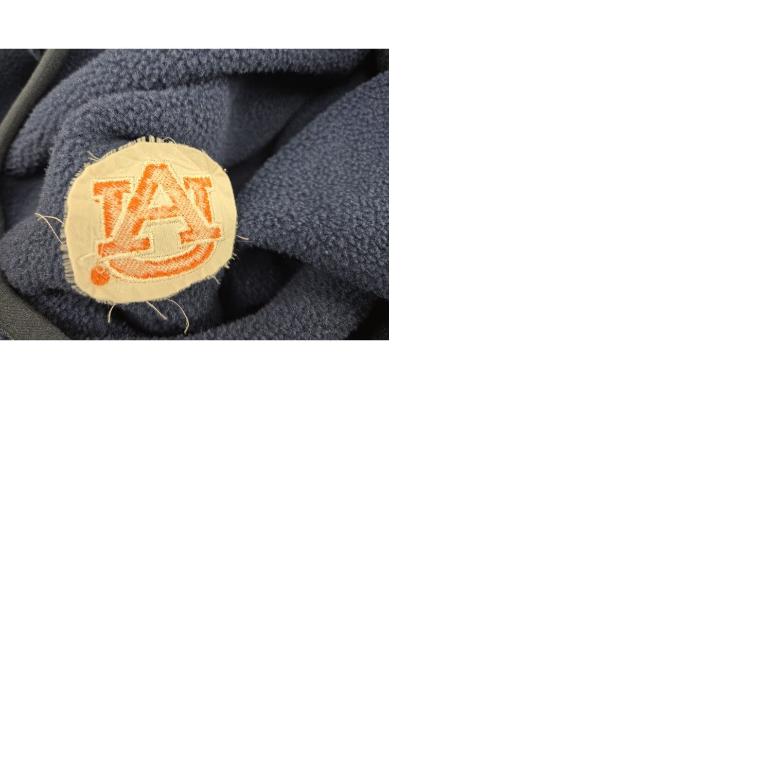 Vineyard Vines VINEYARD VINES Auburn University Tigers Fleece Vest in Blue Large Men Vest Size US L / EU 52-54 / 3 - 9 Thumbnail