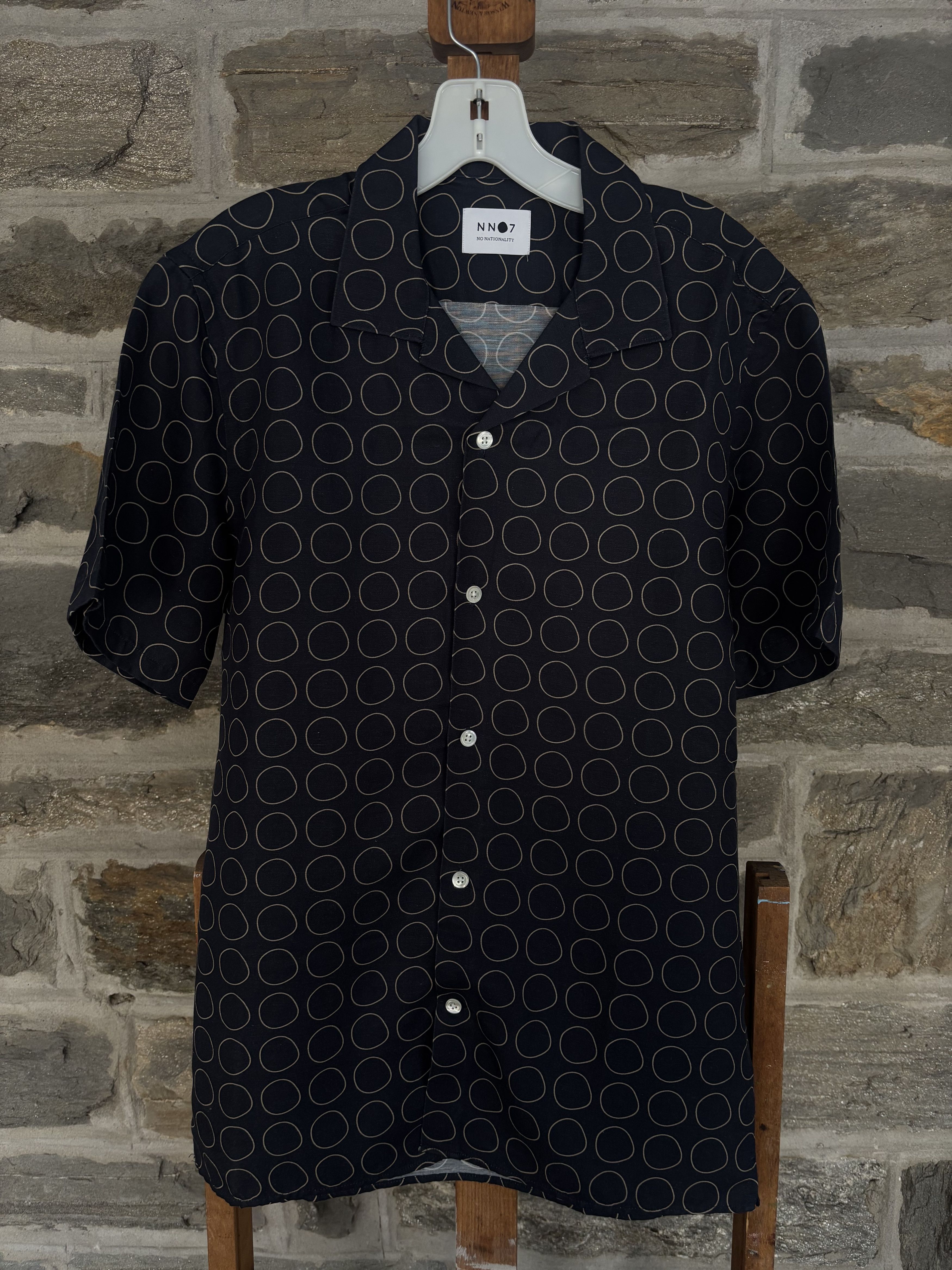 NN07 Navy and gold circle camp collar short sleeve Size US S / EU 44-46 / 1 - 1 Thumbnail
