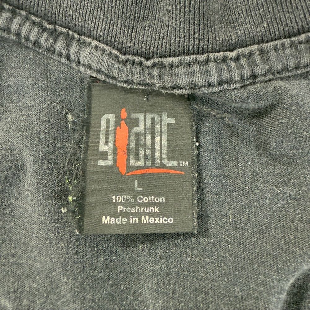 Giant VTG Metallica Covering the World Club 1997 Giant Tag Men's Size US L / EU 52-54 / 3 - 2 Thumbnail