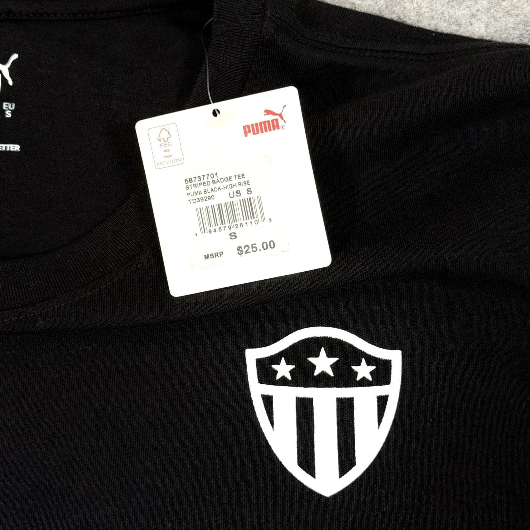Puma Puma Soccer Shield Badge Sport Short Sleeve T-Shirt Mens Black Small Cotton Knit Shirt 38in Chest 28.5in Length Size US S / EU 44-46 / 1 - 4 Thumbnail