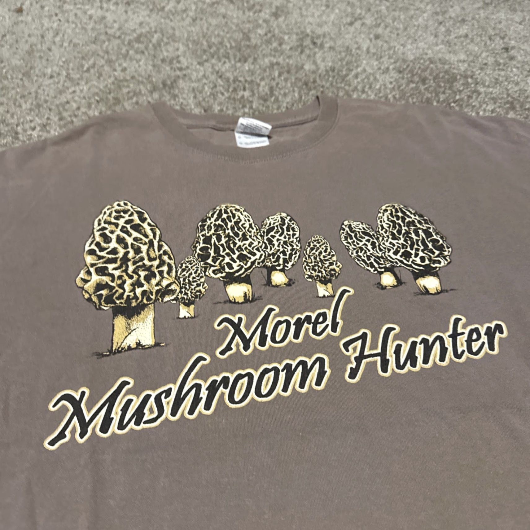 Gildan VINTAGE Morel Mushroom Hunter Shroom Nature Botany Y2K T-Shirt Purple Large Mens Regular T-Shirt Size US L / EU 52-54 / 3 - 3 Thumbnail