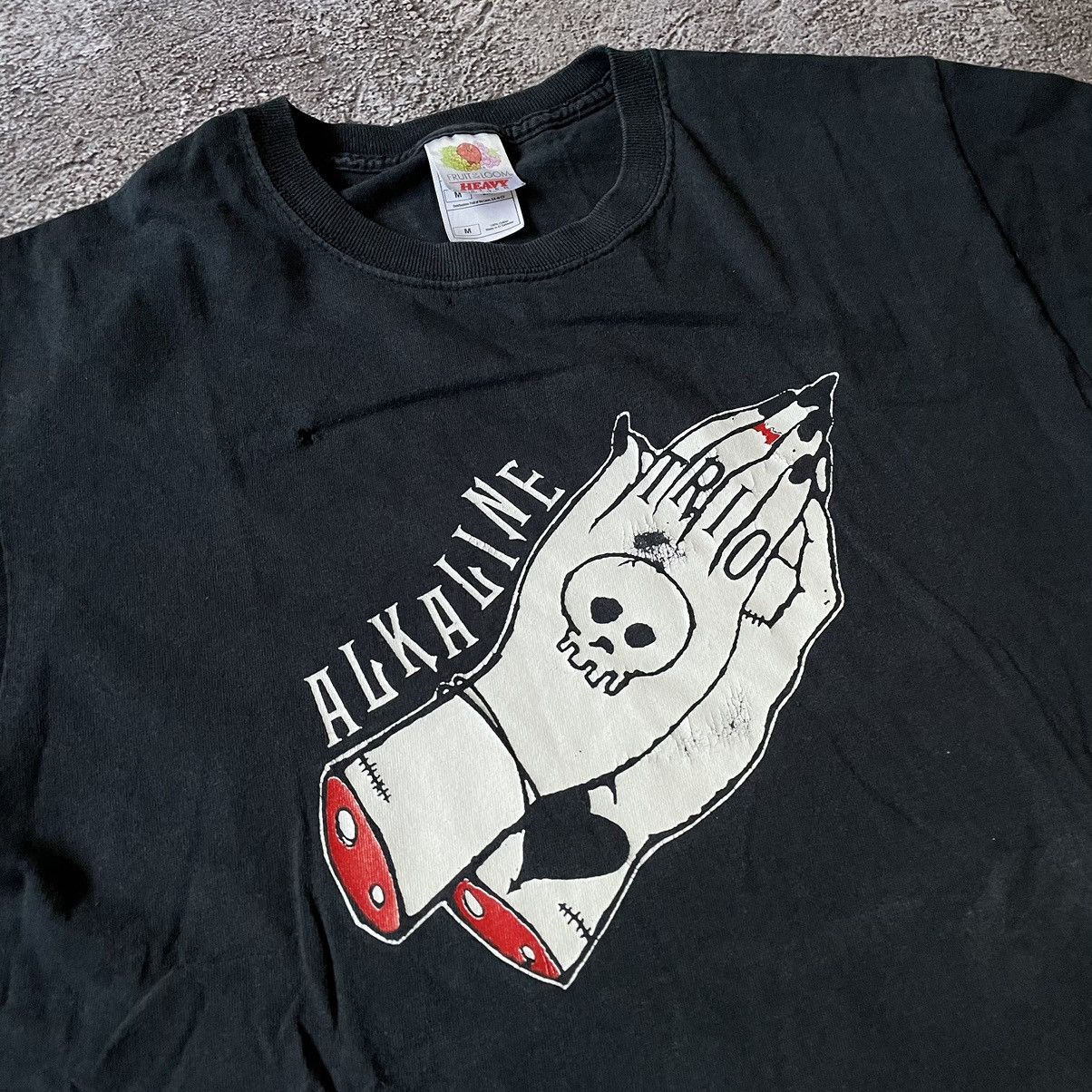 Vintage Vintage Y2K Graphic Tee Devil Punk Goth Abstract Black M Size US M / EU 48-50 / 2 - 6 Thumbnail