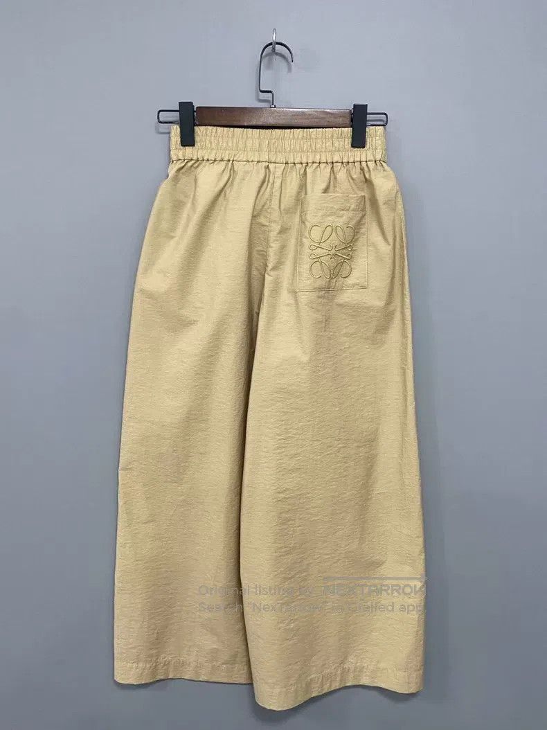 Loewe Loewe size S Khaki embroidered logo casual pants Size 27" / US 4 / IT 40 - 3 Thumbnail