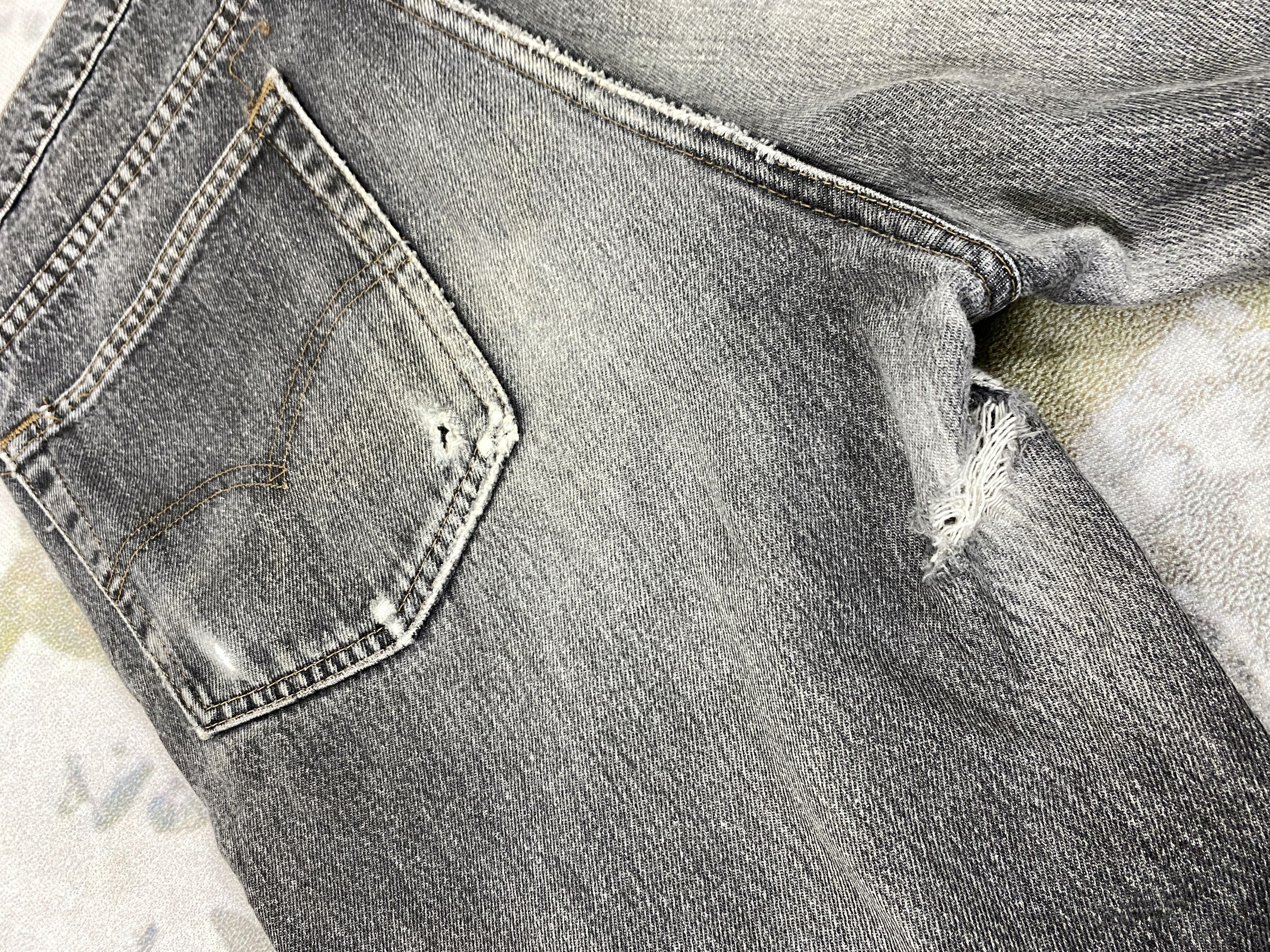 Japanese Brand Black Distressed Vintage Levi's 626 30x29.5 Denim -JN1052 Size US 30 / EU 46 - 12 Thumbnail
