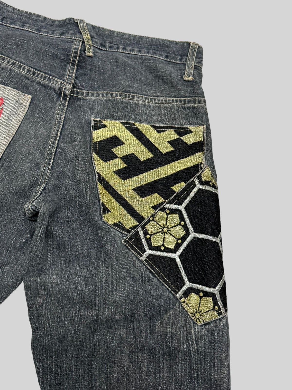 Japanese Brand Gumu Floral Double Pocket Jeans Distressed Jeans Size US 31 - 13 Thumbnail