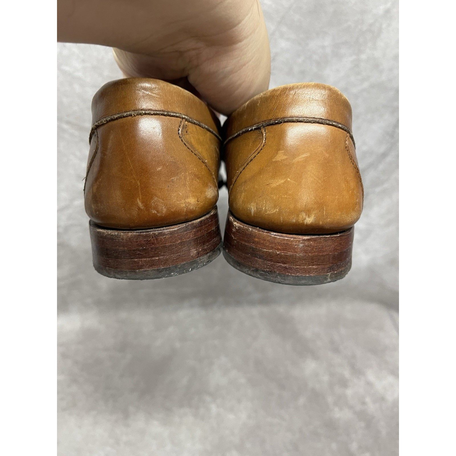 Allen Edmonds Allen Edmonds Cavanaugh Loafers Men's 9.5 D Walnut Brown Lea Size US 9.5 / EU 42-43 - 9 Thumbnail