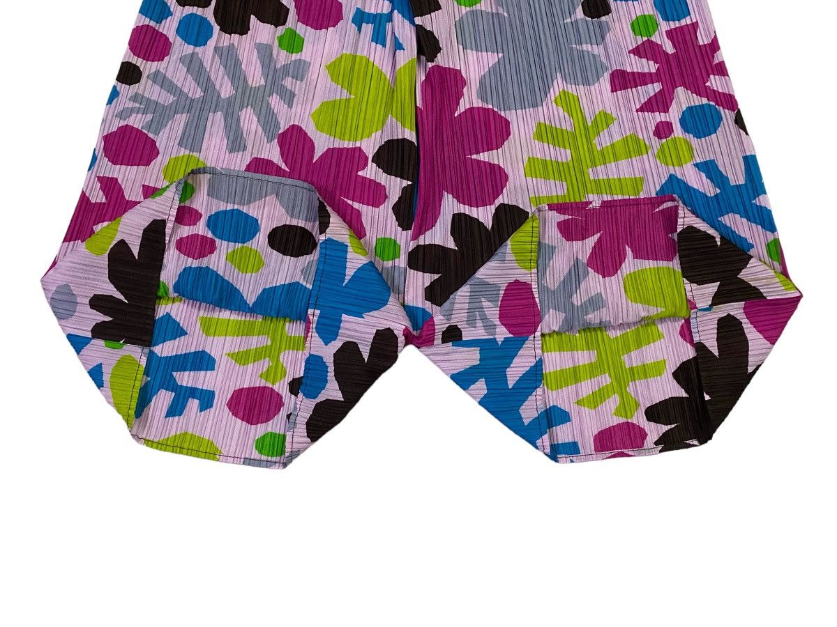 Issey Miyake Pleats Please Pleated Wide-Leg Flower Pattern Pants Size 28" / US 6 / IT 42 - 14 Thumbnail