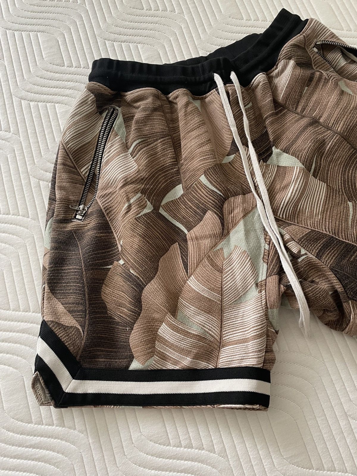 Fear of God × Jungle Gurl Fear of God X JungleGurl 5TH Floral Drop Shorts Size US 32 / EU 48 - 2 Thumbnail