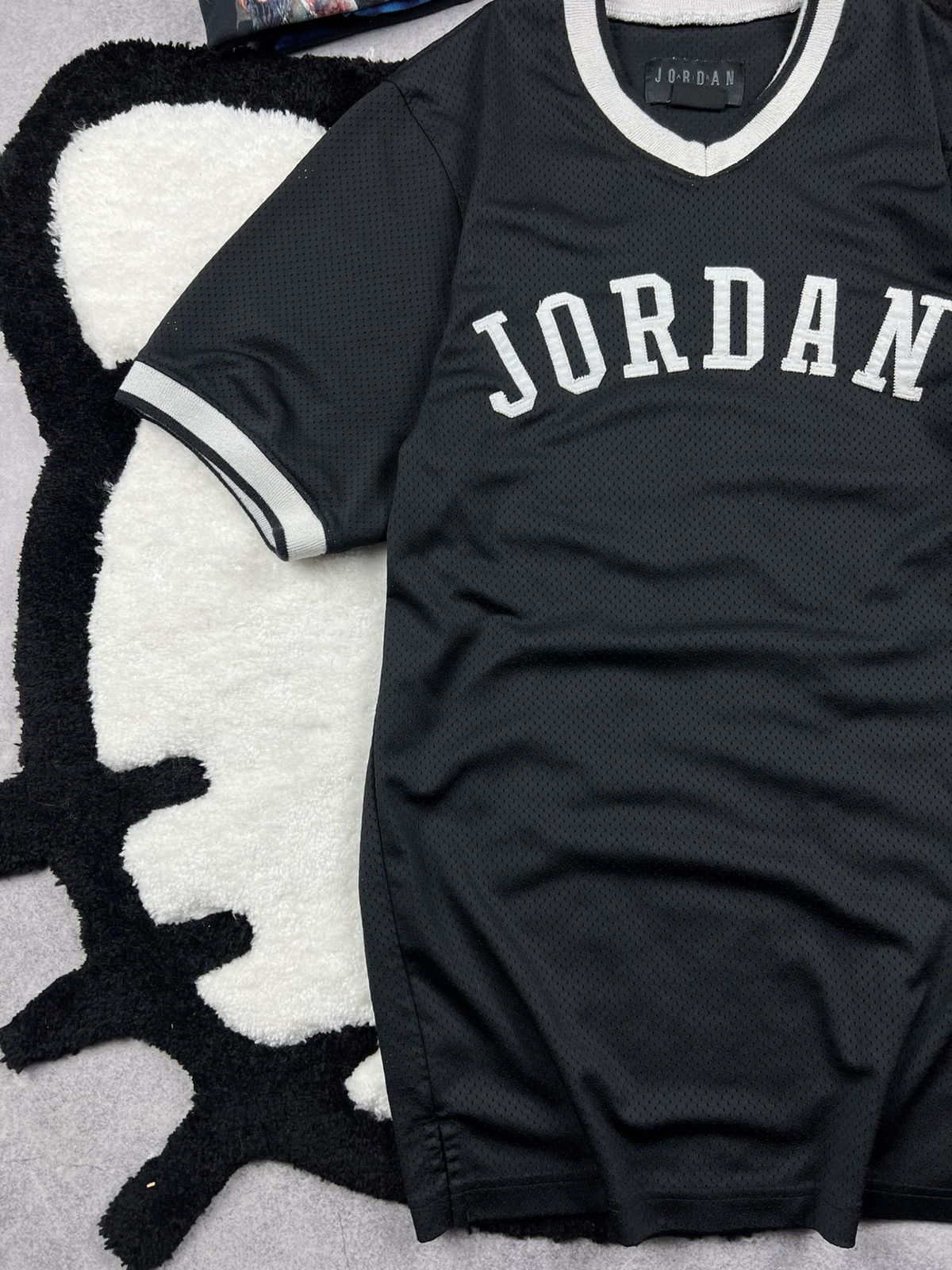 Jordan Brand Michael Jordan Jumpman Air Mesh Black Y2K Jersey Tee Shirt Size US S / EU 44-46 / 1 - 2 Thumbnail