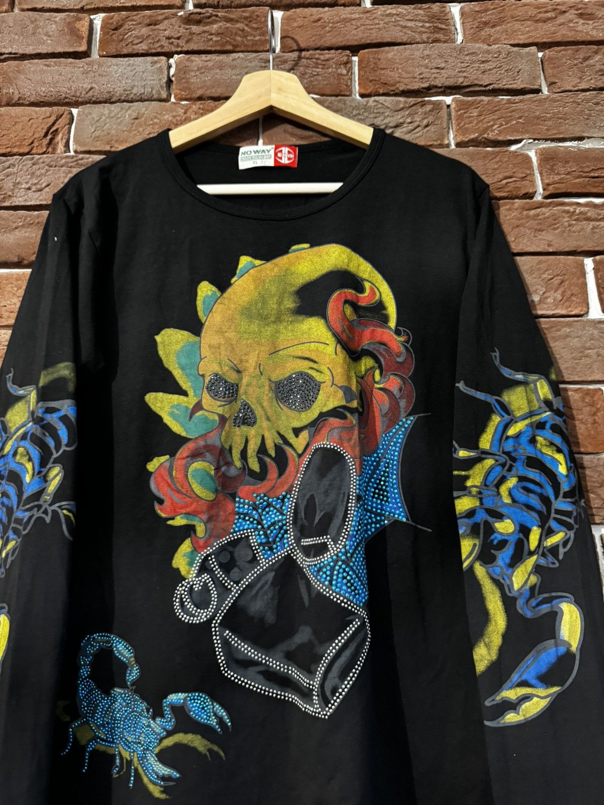 Christian Audigier Vintage Y2k Rhinestone Skull Scorpio Longsleeve Hype XL BLAC Size US XL / EU 56 / 4 - 3 Thumbnail