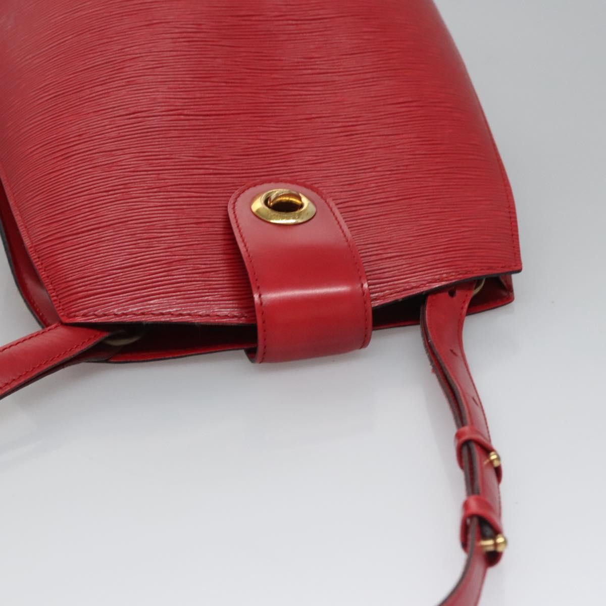 Louis Vuitton LOUIS VUITTON Epi Cluny Shoulder Bag Red M52257 Size ONE SIZE - 6 Thumbnail