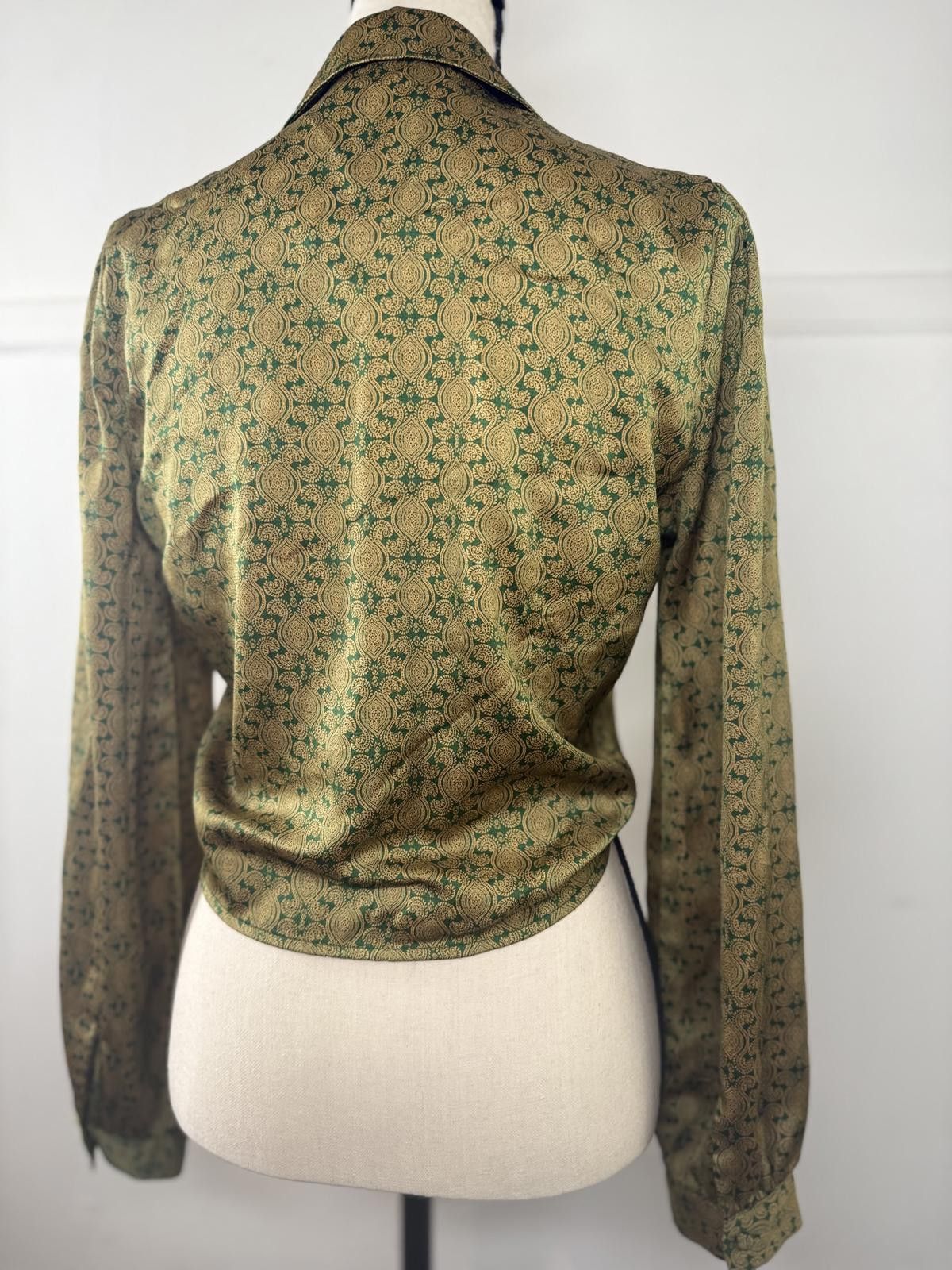 Designer Chic Green Floral Tie-Front Blouse Size ONE SIZE - 3 Thumbnail