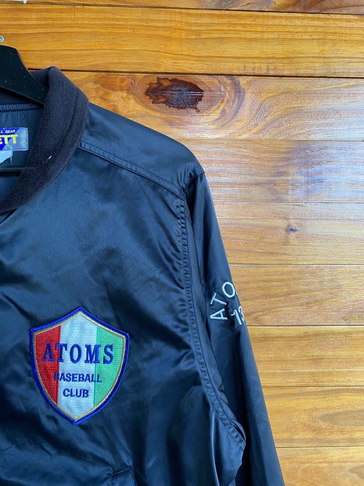 Japanese Brand Vintage ZETT ATOMS Baseball Club Satin Jacket – Japanese Size US M / EU 48-50 / 2 - 8 Thumbnail