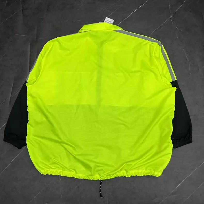 Balenciaga Balenciaga size 39 Fluorescent yellow black and white patc Size US M / EU 48-50 / 2 - 2 Thumbnail