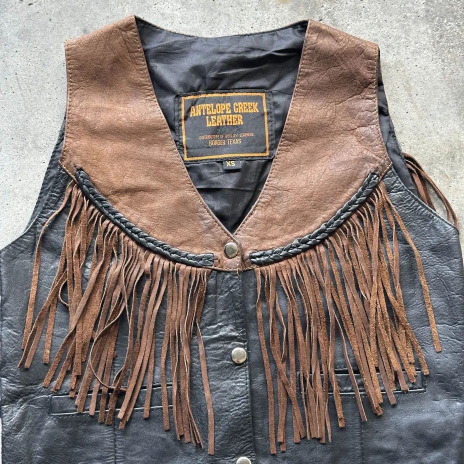 Other Vintage Two Tone Leather Fringe Western Vest Size XS Size US XS / EU 42 / 0 - 2 Thumbnail