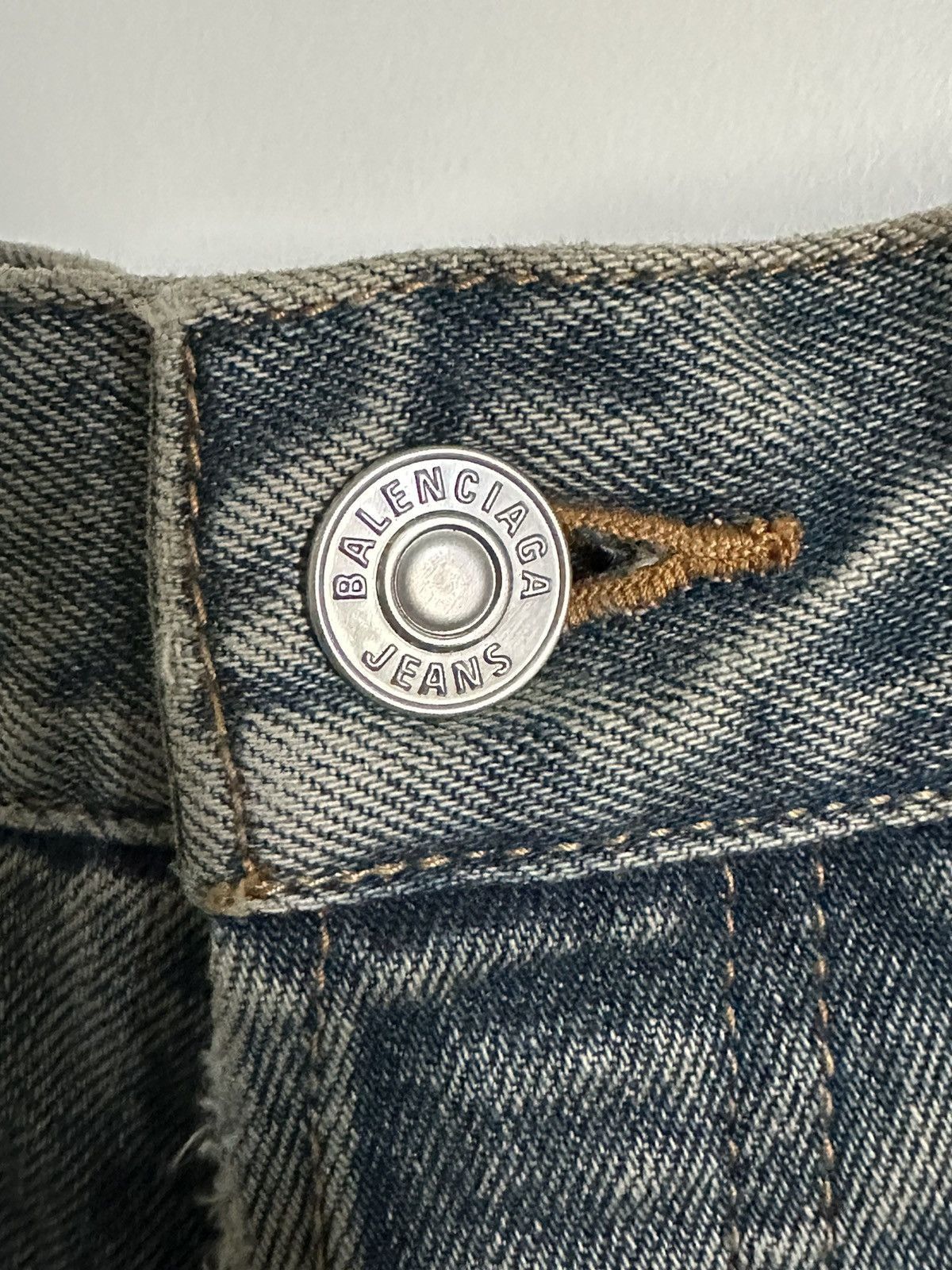 Balenciaga Balenciaga FW21 Baggy Destroyed Boxer Denim Jeans Runway Size US 30 / EU 46 - 2 Thumbnail