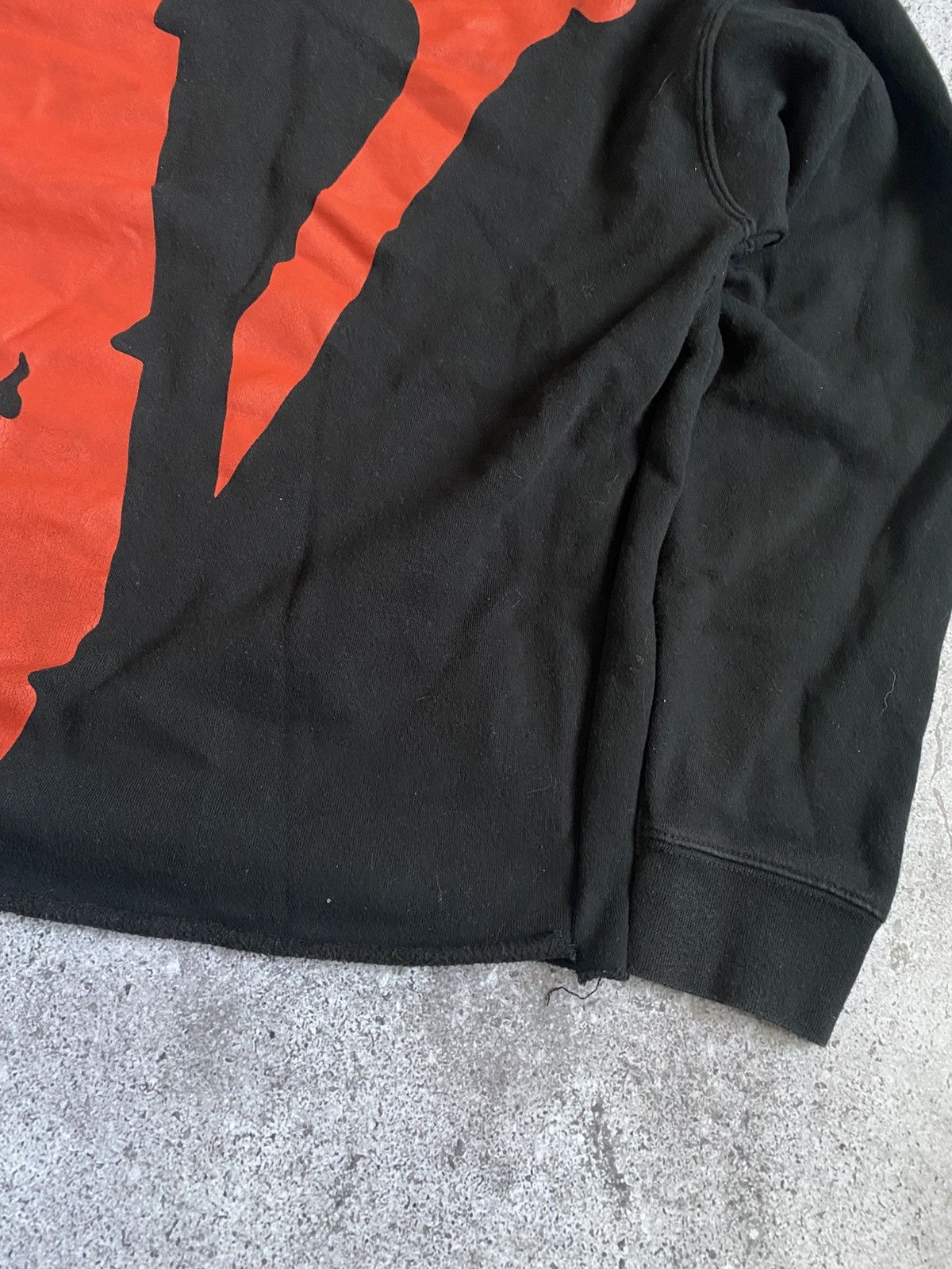 NAV × Vintage × Vlone Vintage Nav x Vlone Hoodie Big Logo Size L Size US L / EU 52-54 / 3 - 20 Thumbnail