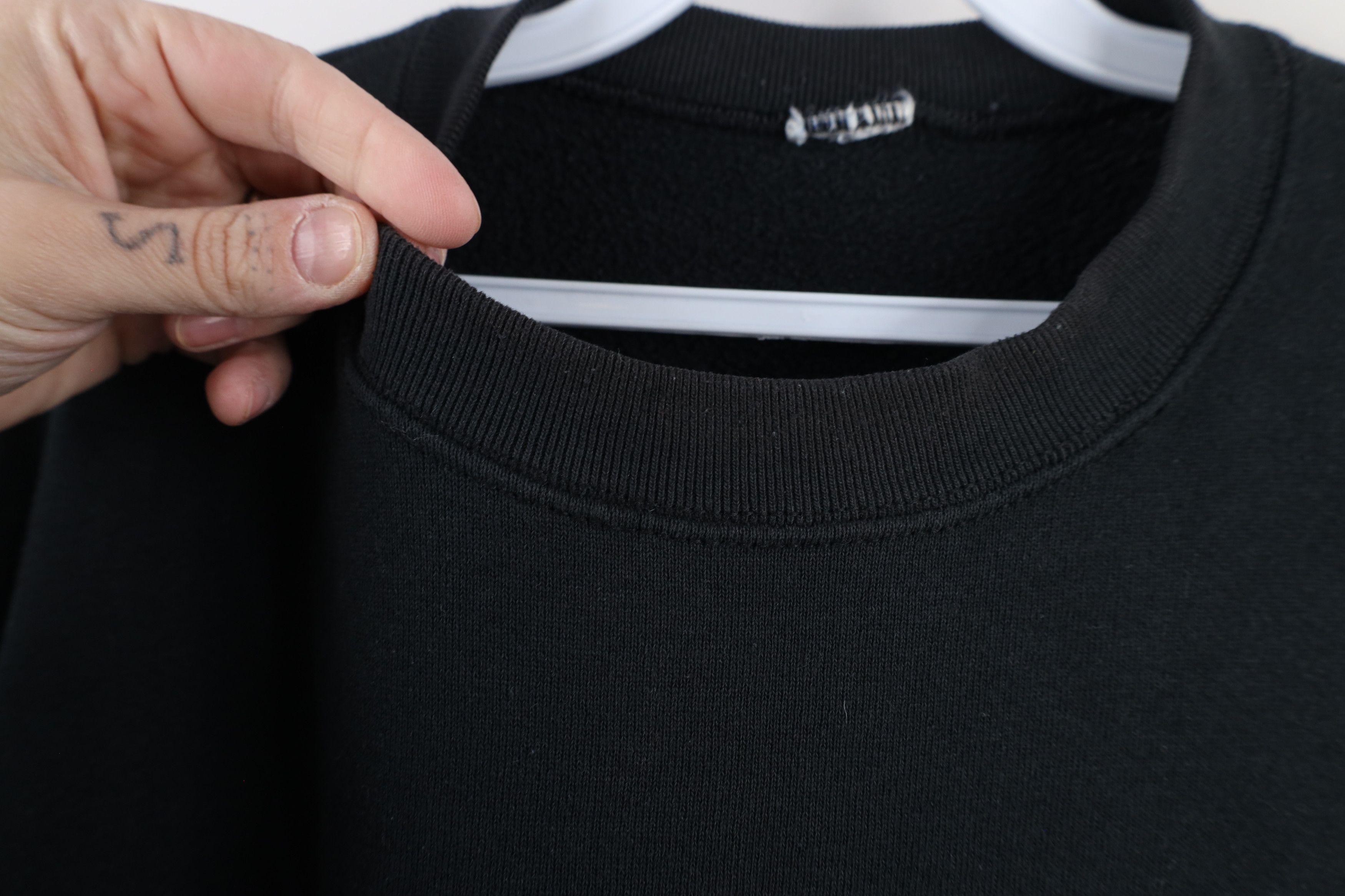 Vintage Vintage 90s Streetwear Blank Crewneck Sweatshirt Black USA Size US L / EU 52-54 / 3 - 10 Thumbnail