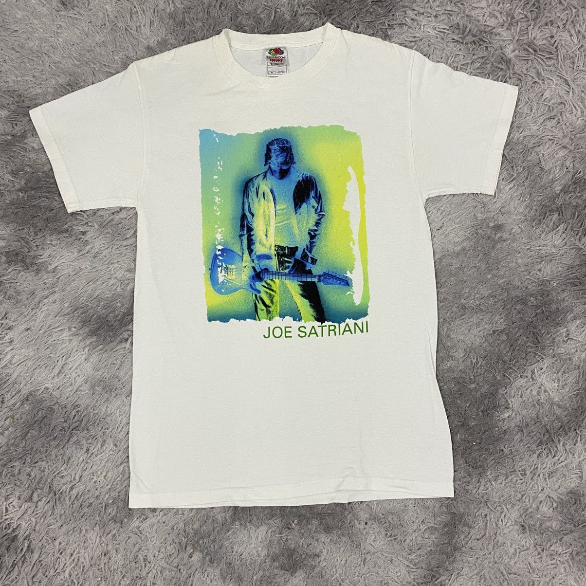 Band Tees Vintage Y2K guitarist joe satriani band tour Size US S / EU 44-46 / 1 - 1 Thumbnail