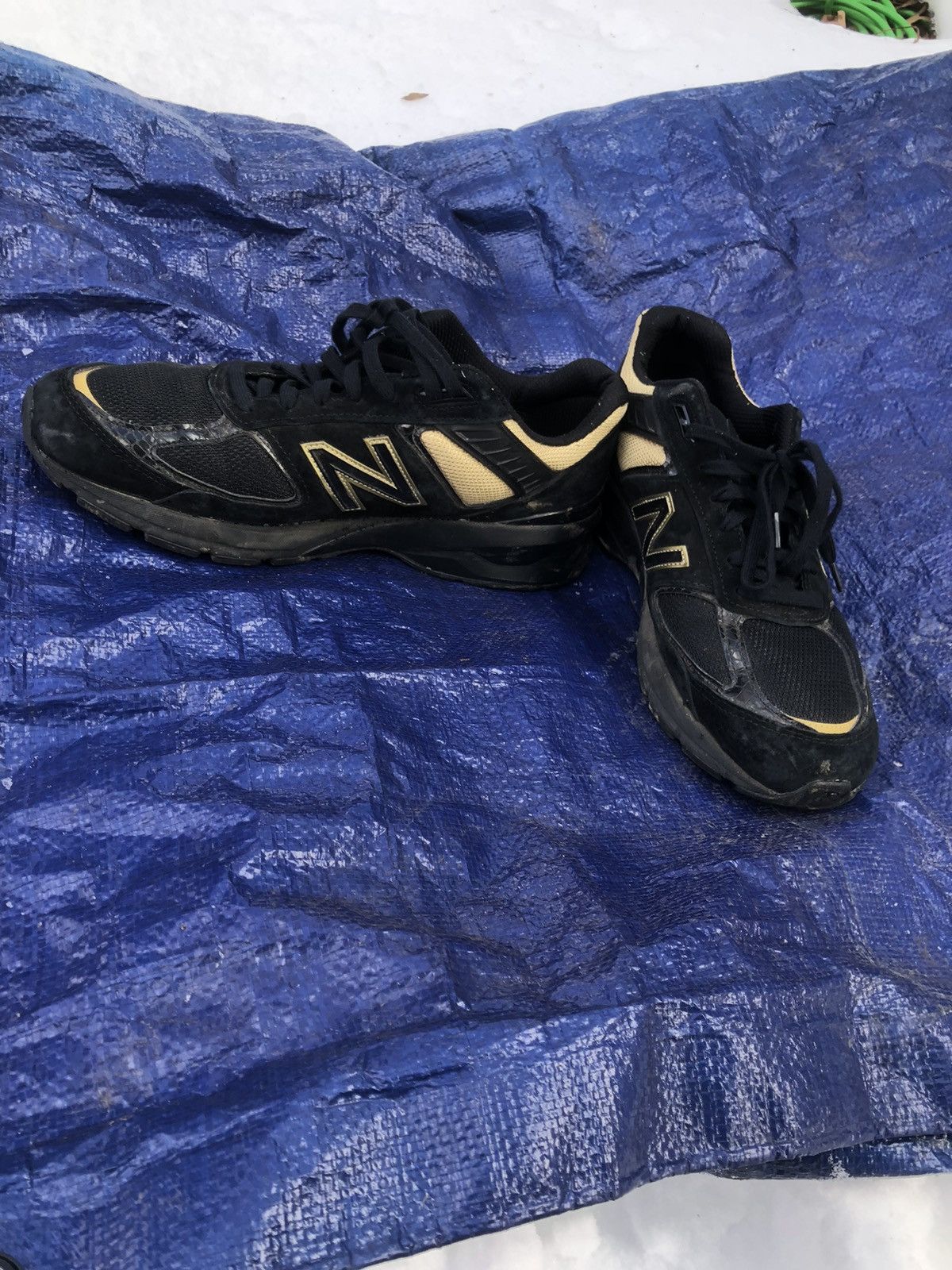 New Balance New balance 990v5 “Triple Black Gold” Size US 11.5 / EU 44-45 - 4 Thumbnail