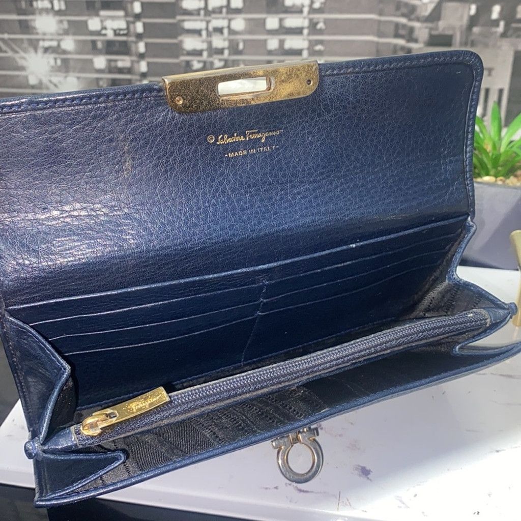 Salvatore Ferragamo Authentic 💙 Ferragamo Long Wallet Size ONE SIZE - 10 Thumbnail