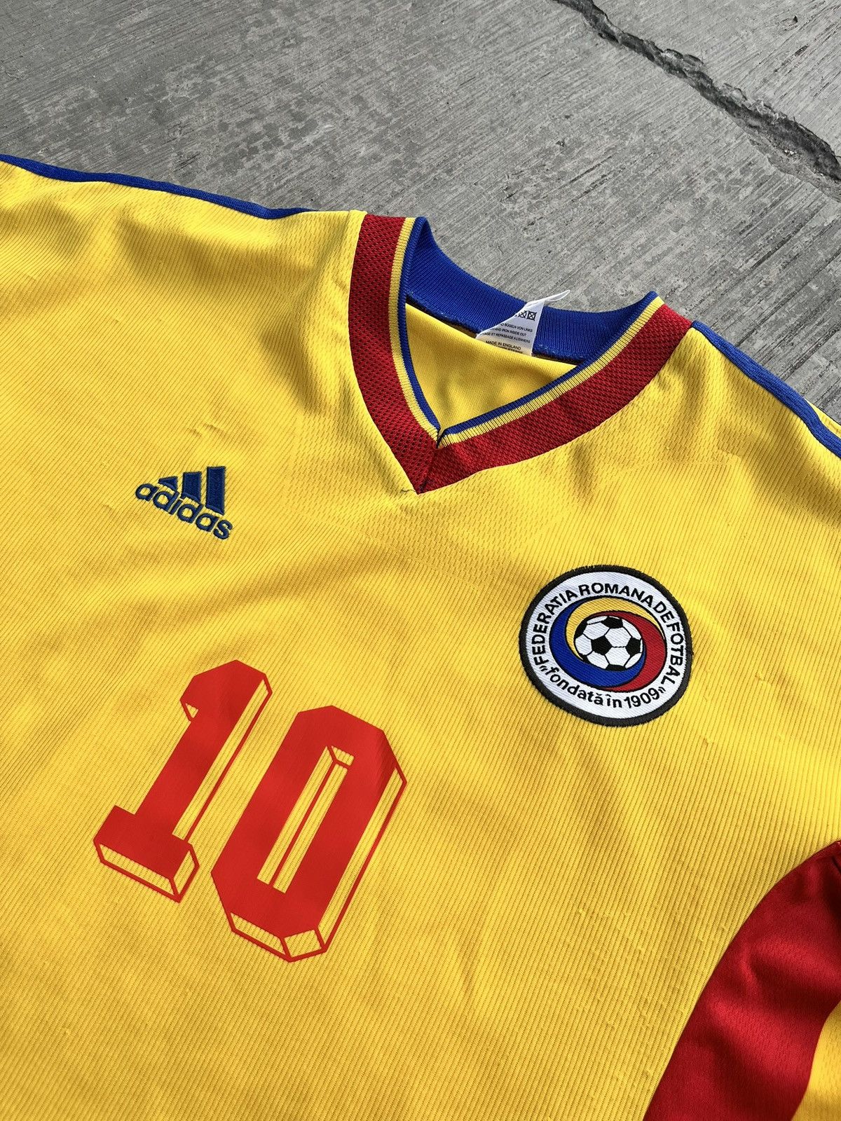 Adidas Vintage 1998 Romania Gheorge Hagi Shirt Jersey Size US L / EU 52-54 / 3 - 3 Thumbnail
