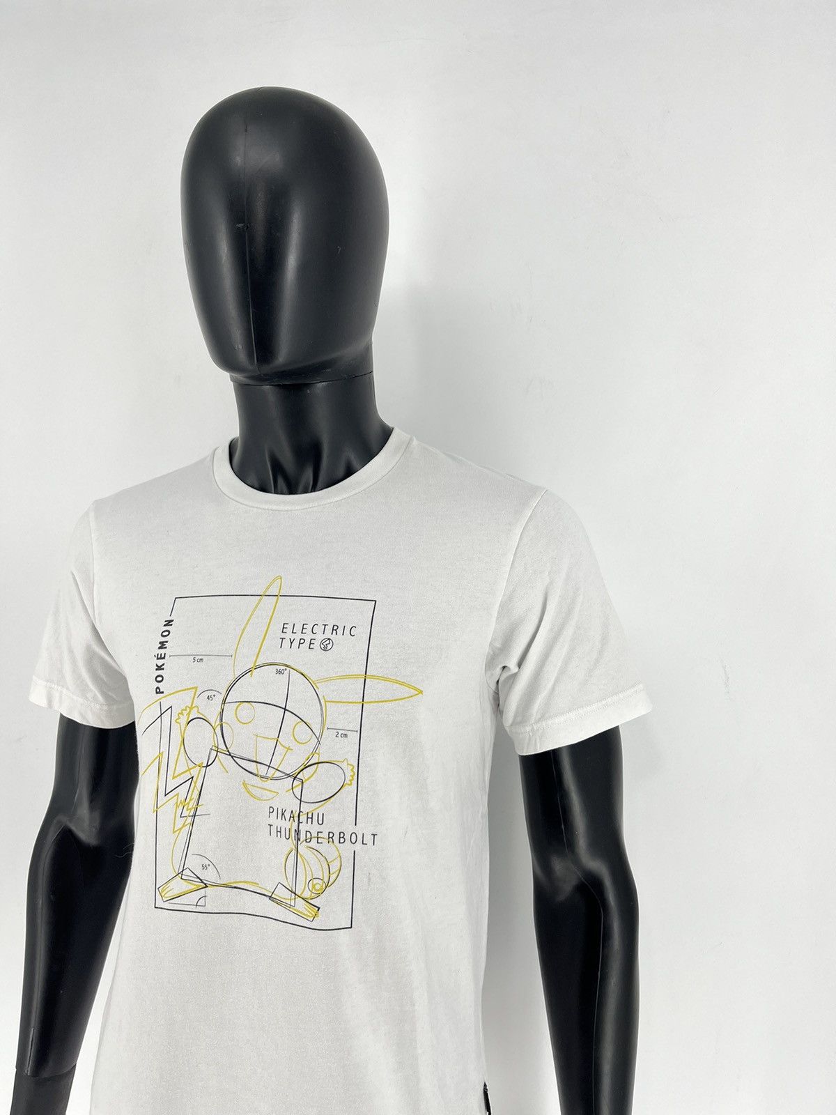 Anime × Japanese Brand × Uniqlo NWT RARE Uniqlo POKEMON UTGP PIKACHU THUNDERBOLT White Tee Size US S / EU 44-46 / 1 - 4 Thumbnail
