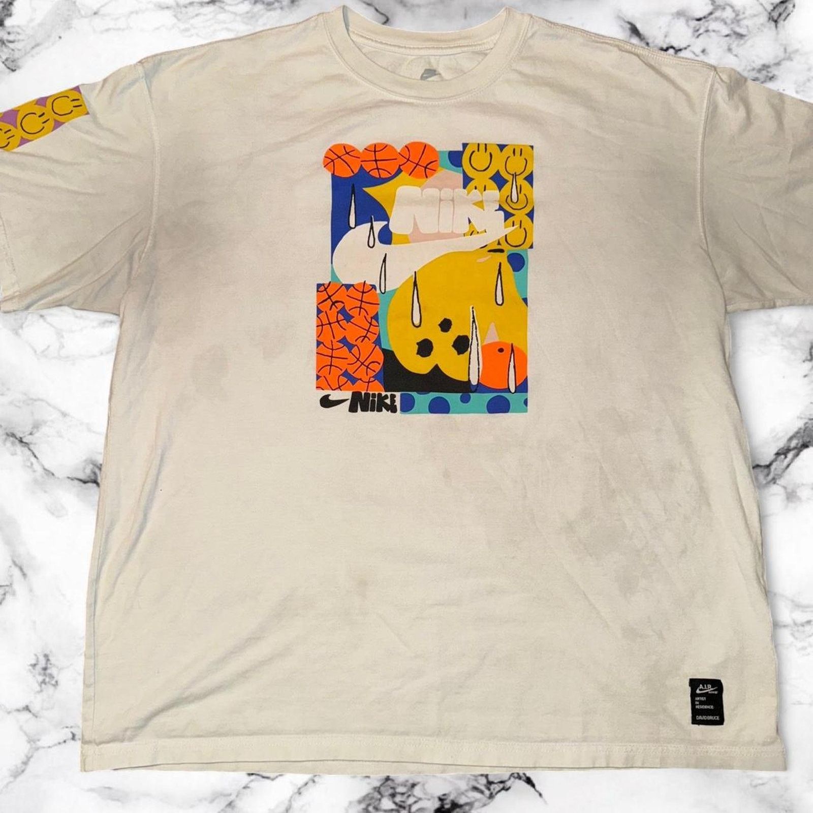 Nike Cream nike graphic tee Size US L / EU 52-54 / 3 - 1 Thumbnail