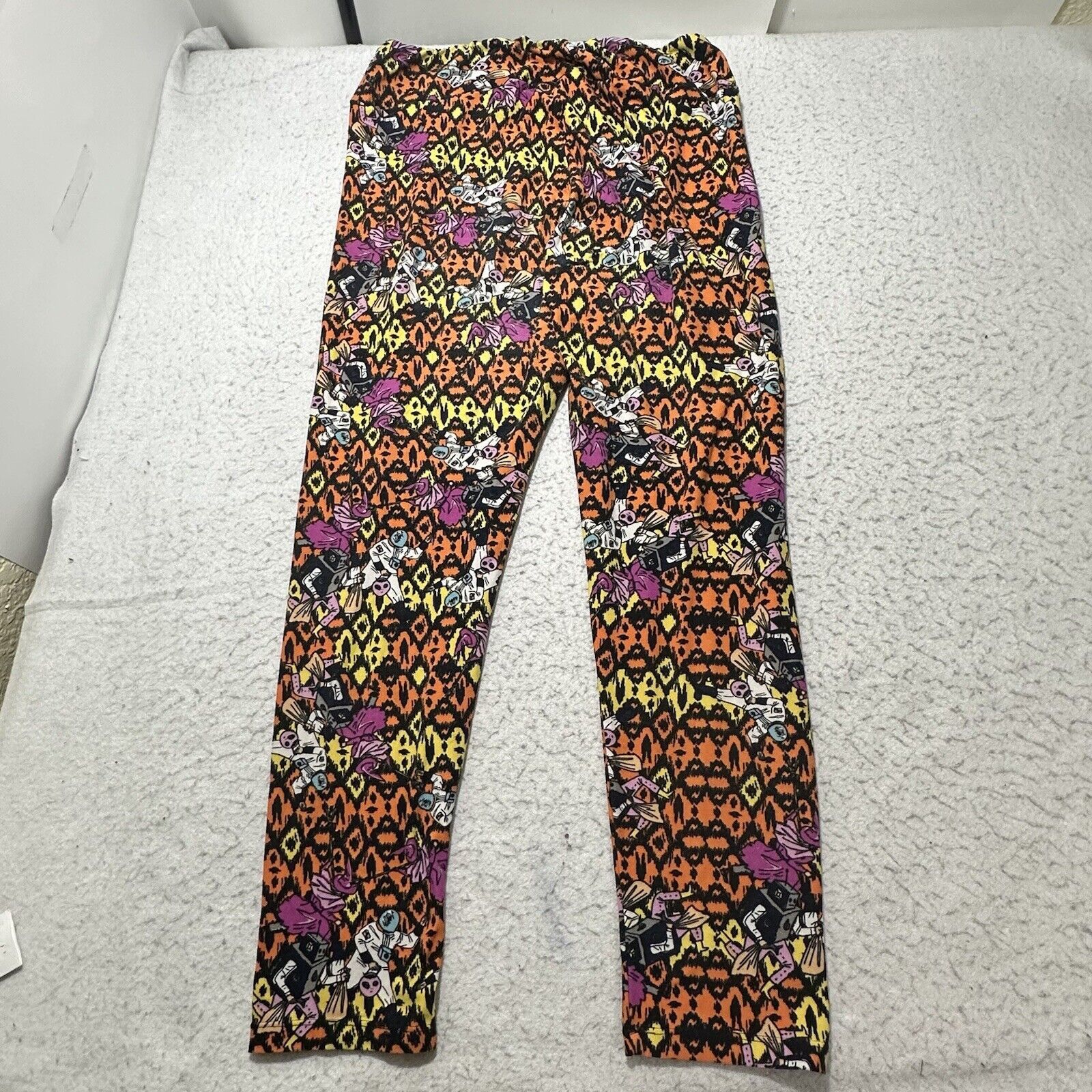 Other LuLaRoe TC2 18-26 Halloween Trick or Treat Pattern Leggings Size 42" / US 20 - 10 Thumbnail
