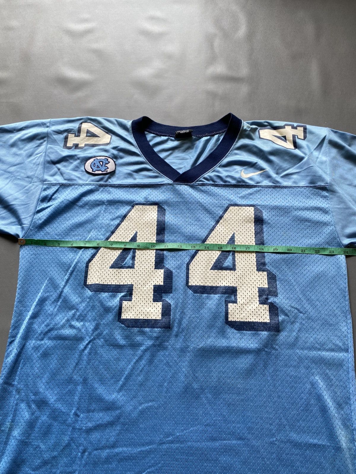 Nike Vintage Nike North Carolina Jersey Size US L / EU 52-54 / 3 - 12 Thumbnail
