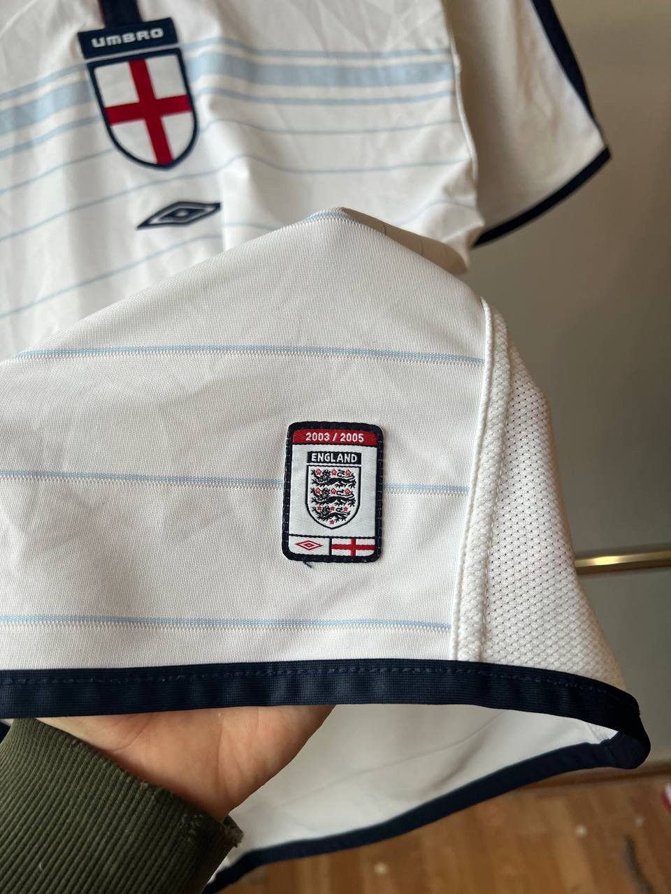Umbro 2003/05 ENGLAND TEAM HOME SOCCER JERSEY FOOTBALL SHIRT SZ S Size US S / EU 44-46 / 1 - 5 Thumbnail