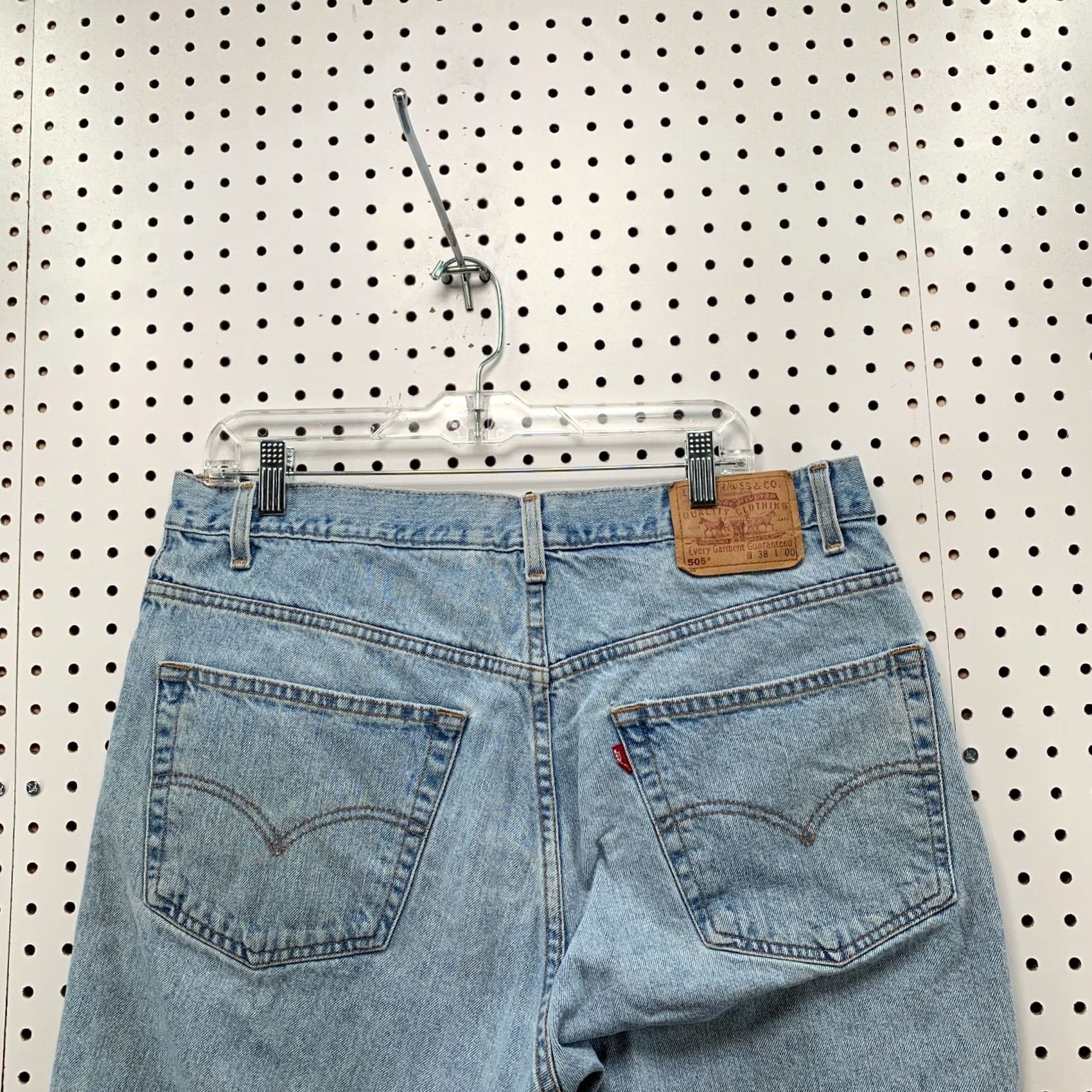 Levi's VINTAGE Levi's 505 Denim Shorts Mens Size 38 Light Wash Blue Bermuda 9 in Inseam 5-Pocket Design Modern Fit Mens Size US 38 / EU 54 - 7 Thumbnail