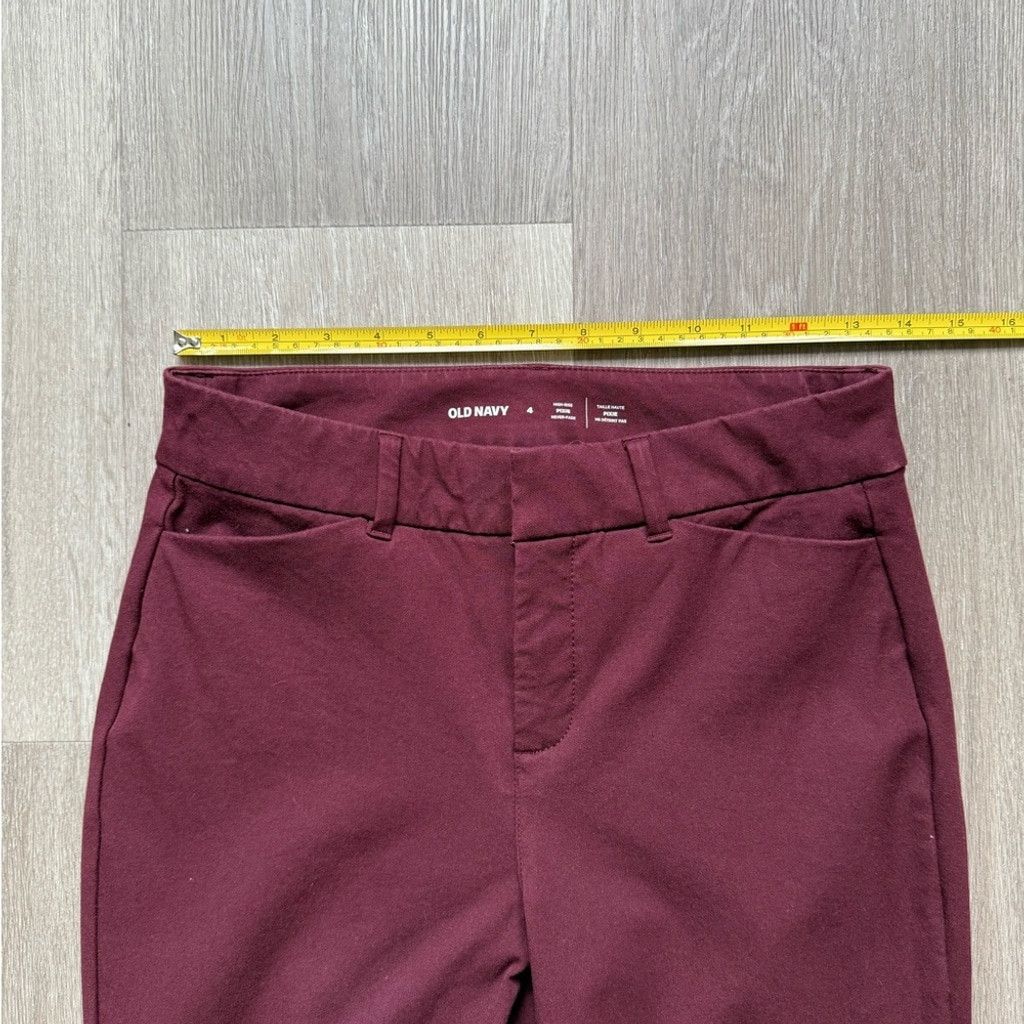 Old Navy Old Navy Red Flare Pants with Stretch Waistband Size 27" / US 4 / IT 40 - 4 Thumbnail