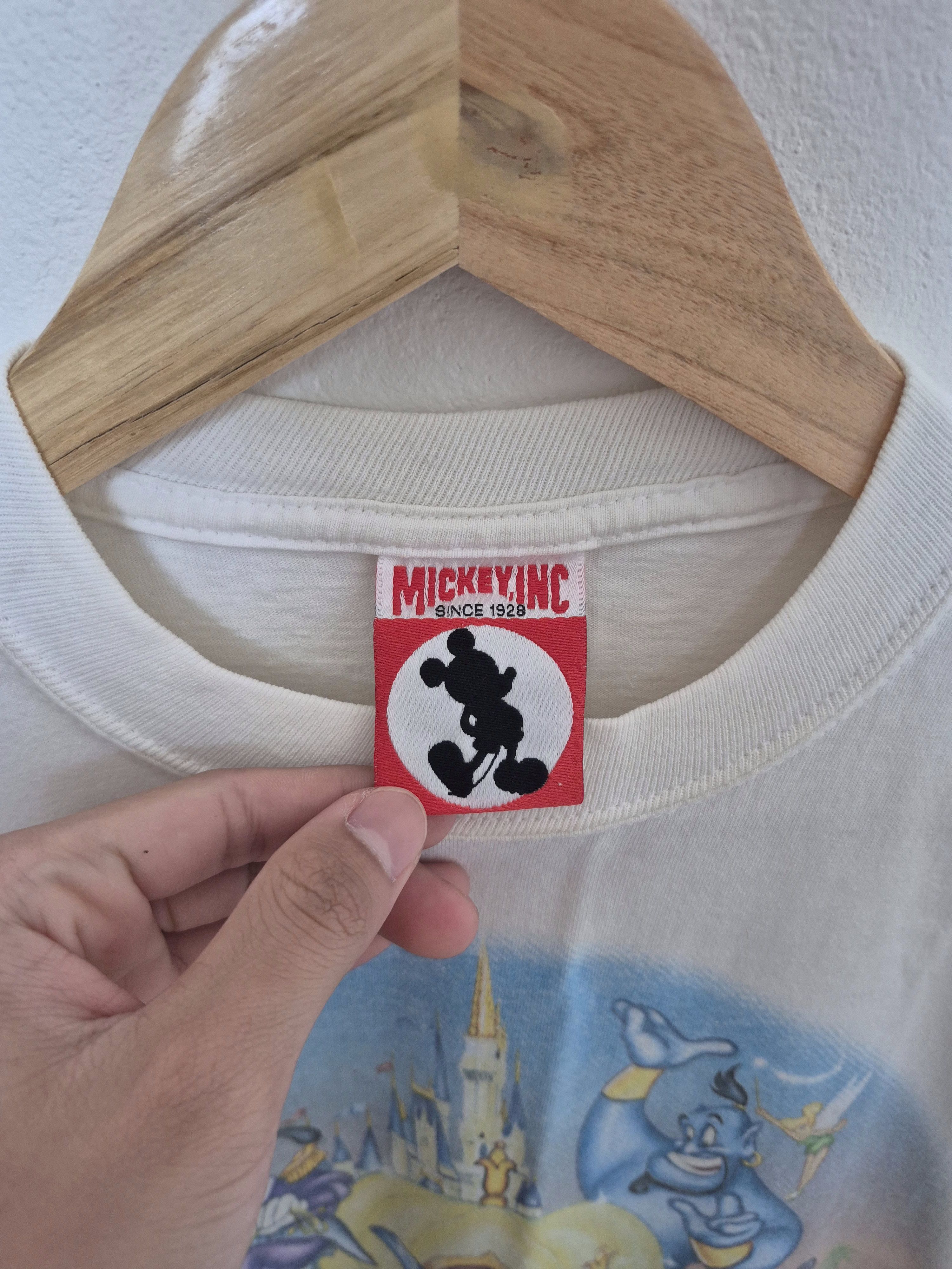 Vintage Vintage 1996 Walt Disney World 25 Years T-Shirt Size US M / EU 48-50 / 2 - 2 Thumbnail