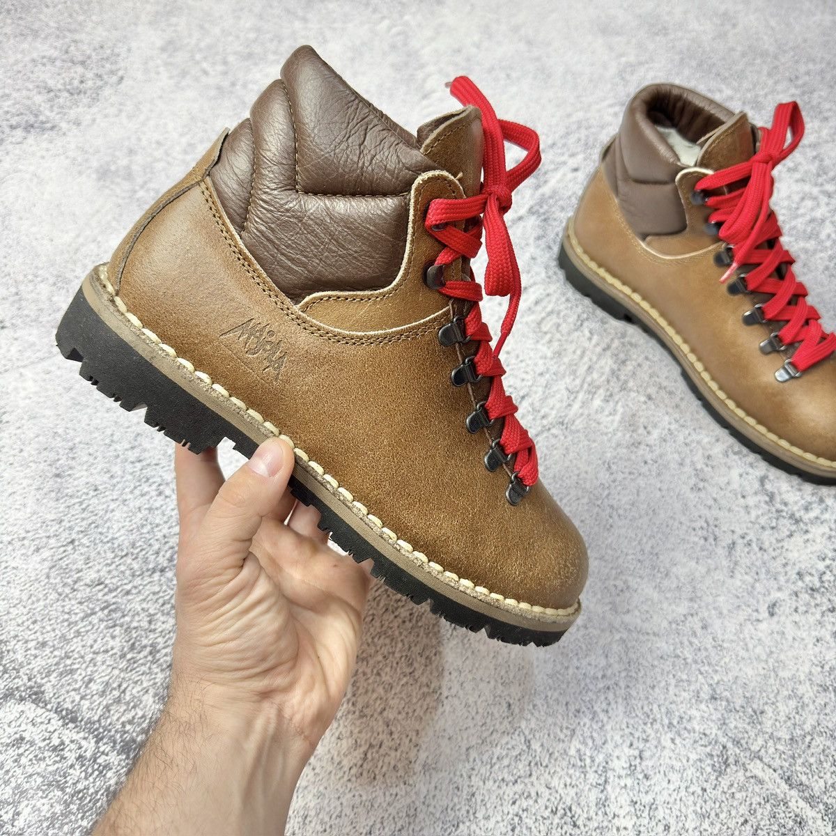 Vintage Vintage Hiking Trekking Boots Italy US8 UK7 EU41 26cm Size US 8 / EU 41 - 4 Thumbnail