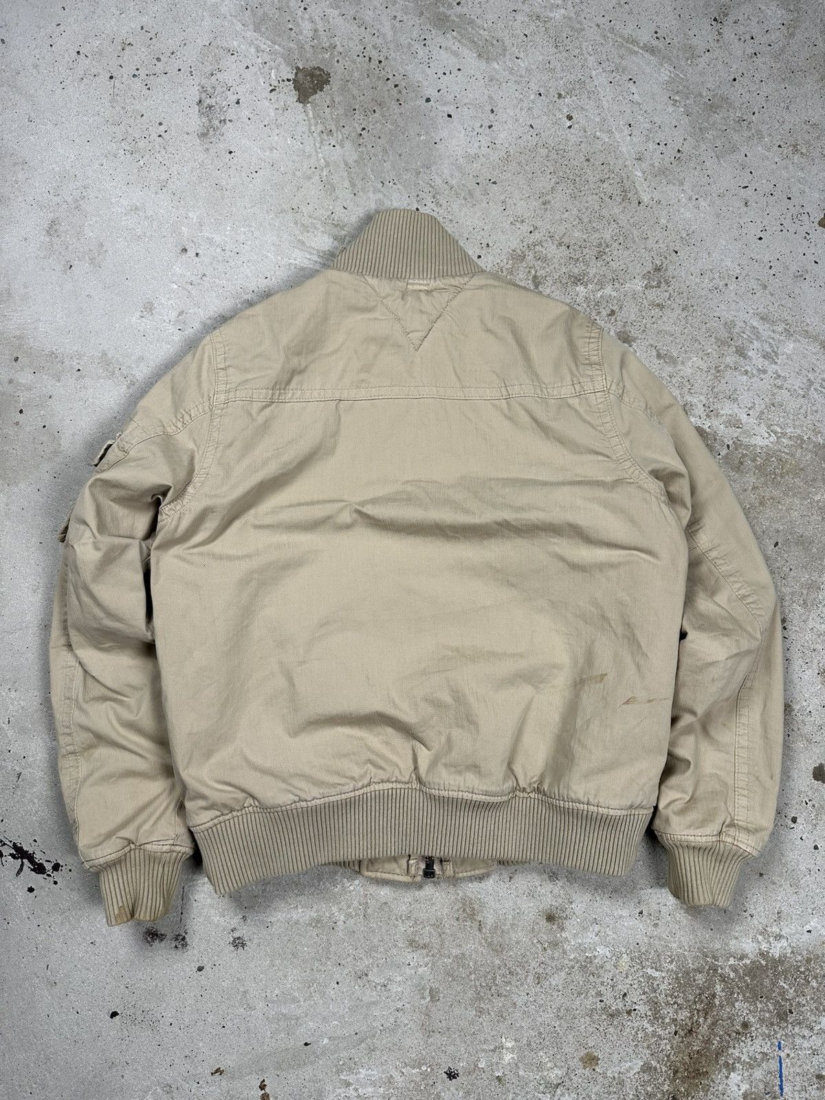Tommy Hilfiger Vintage Y2K Tommy Hilfiger Beige Distressed Utility Bomber Size US S / EU 44-46 / 1 - 2 Thumbnail