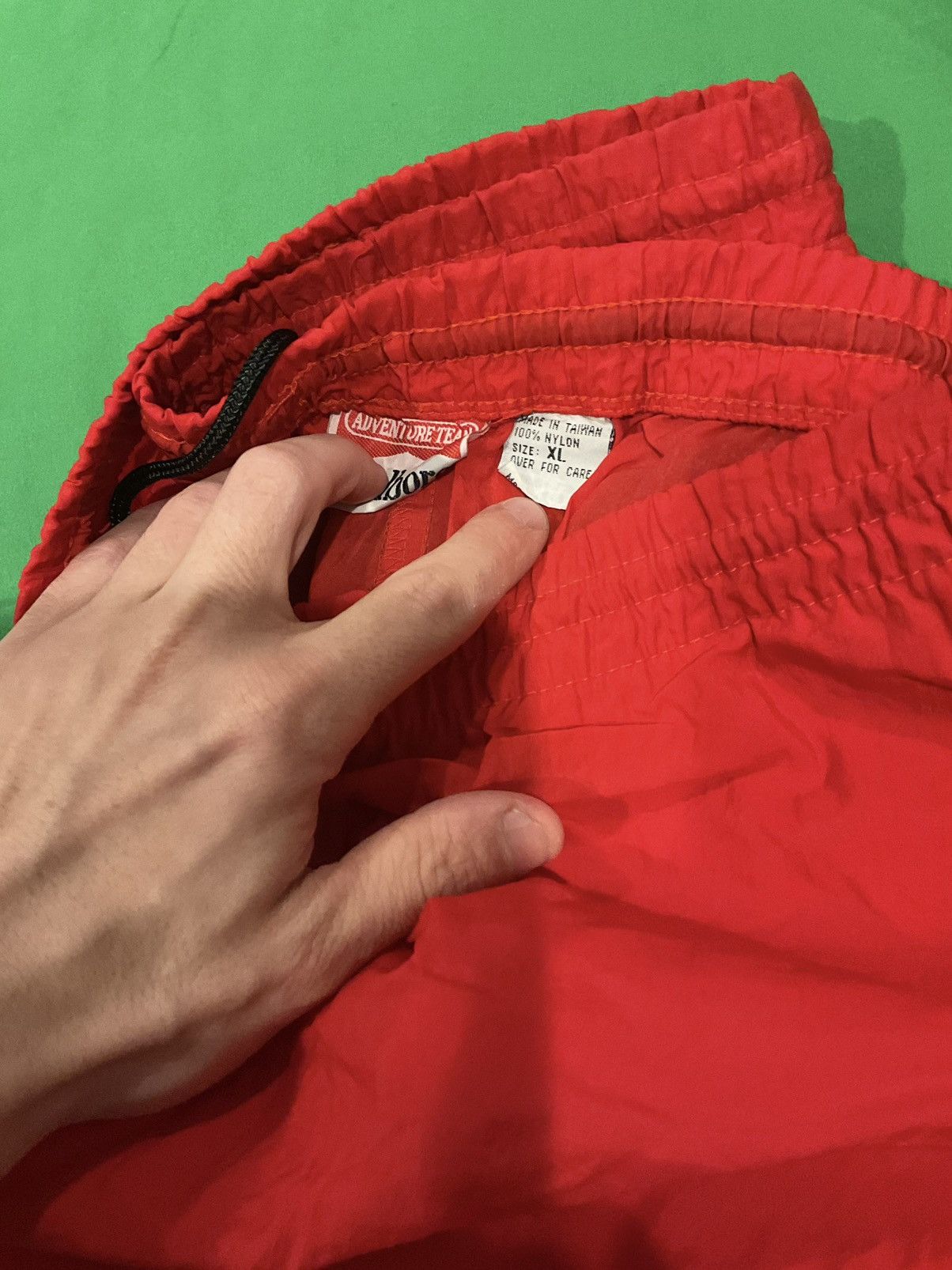 Marlboro × Vintage Vintage Red Marlboro sweatpants with zipper pocket Size US 34 / EU 50 - 3 Thumbnail
