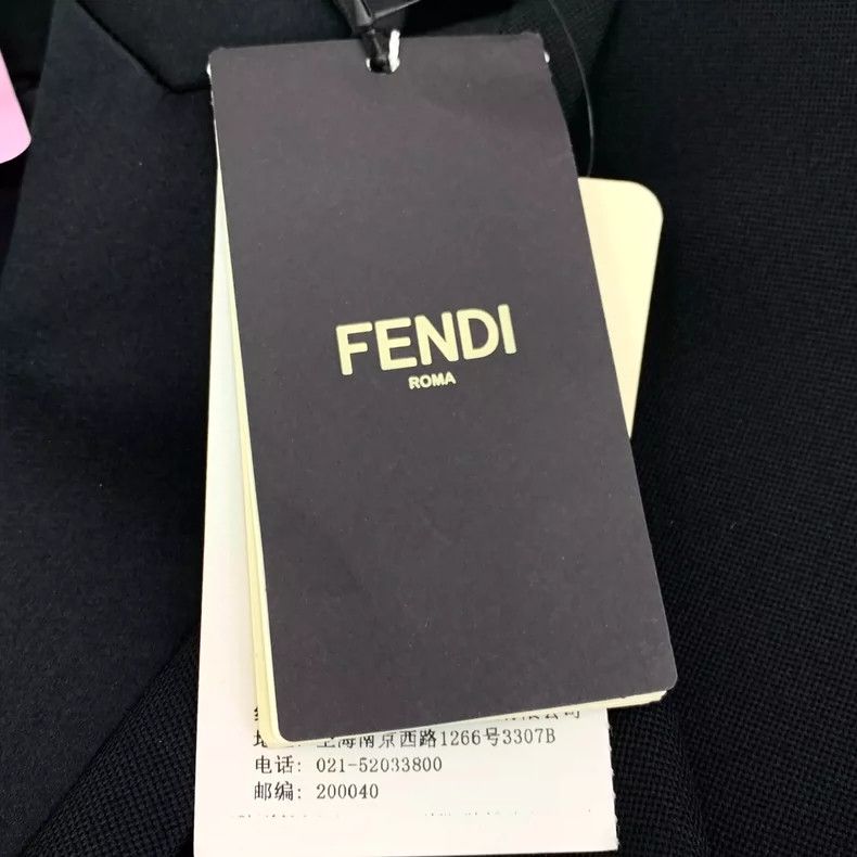 Fendi FENDI Black notch collar long-sleeve suit jacket Size XXS / US 00 / IT 34 - 8 Thumbnail