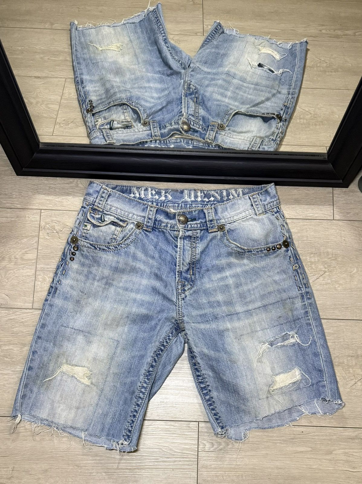 True Religion Y2K 2000s Chopped Mek Denim Embroidered Distressed Logo Jort Size US 34 / EU 50 - 2 Thumbnail